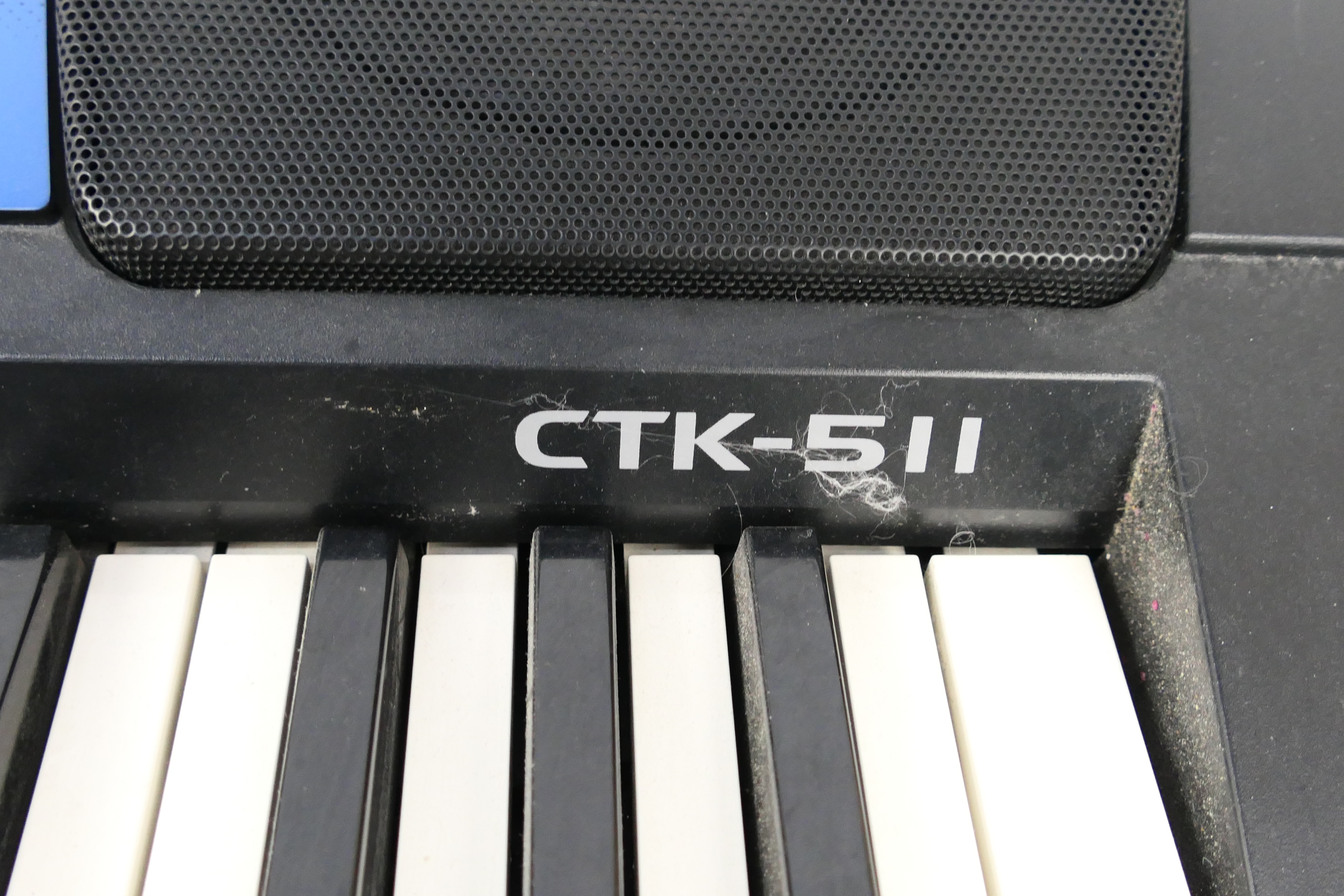 Casio - a electric Casio keyboard, Model - Image 4 of 5