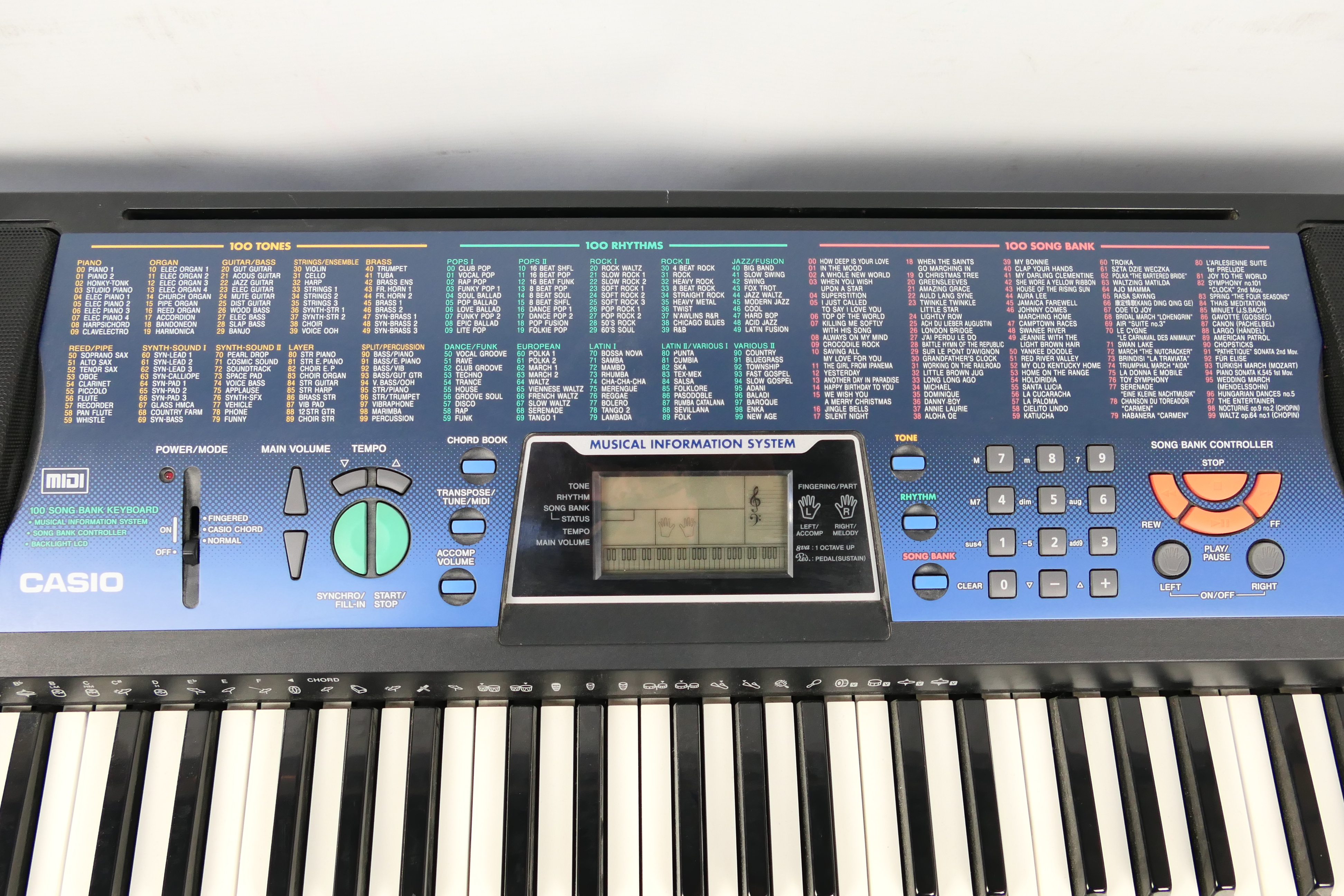 Casio - a electric Casio keyboard, Model - Image 2 of 5