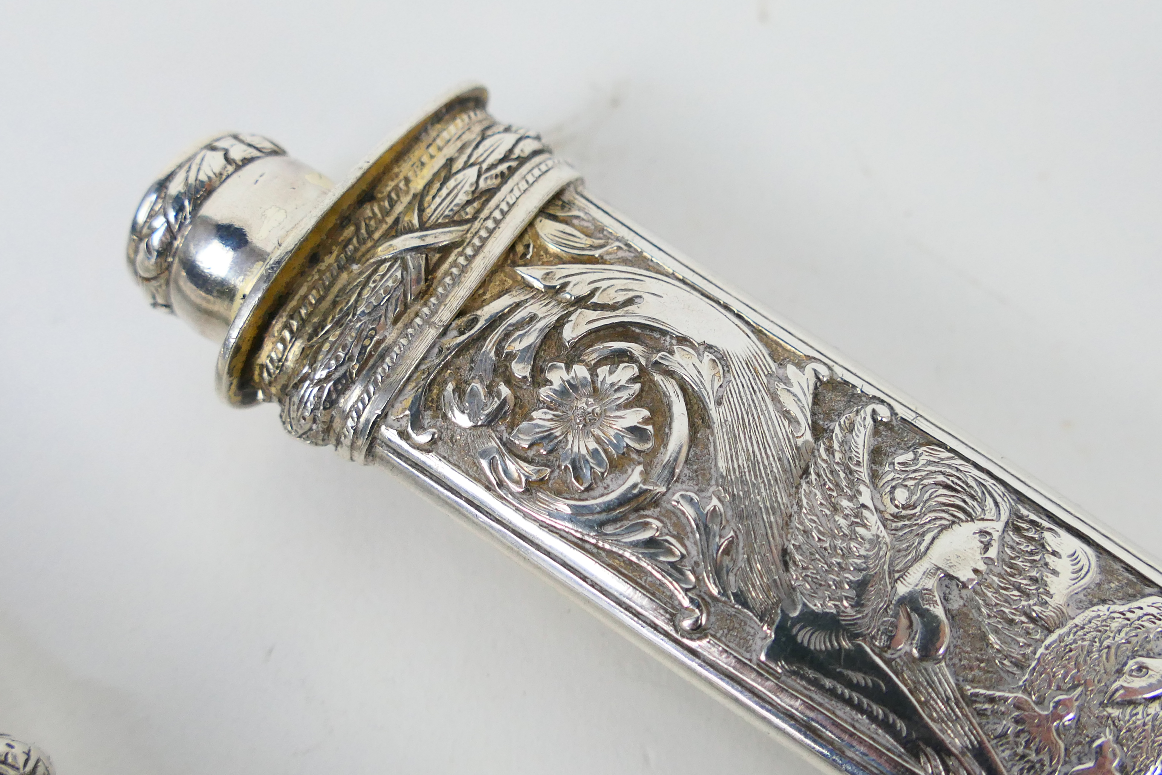 An Argentinian white metal Gaucho knife - Image 7 of 13