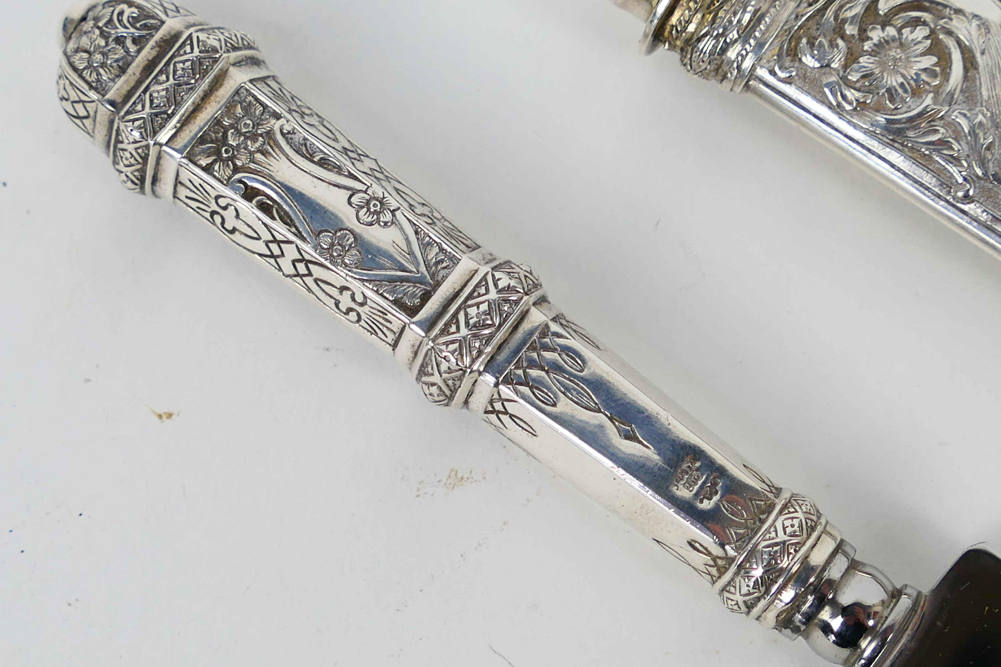 An Argentinian white metal Gaucho knife - Image 3 of 13
