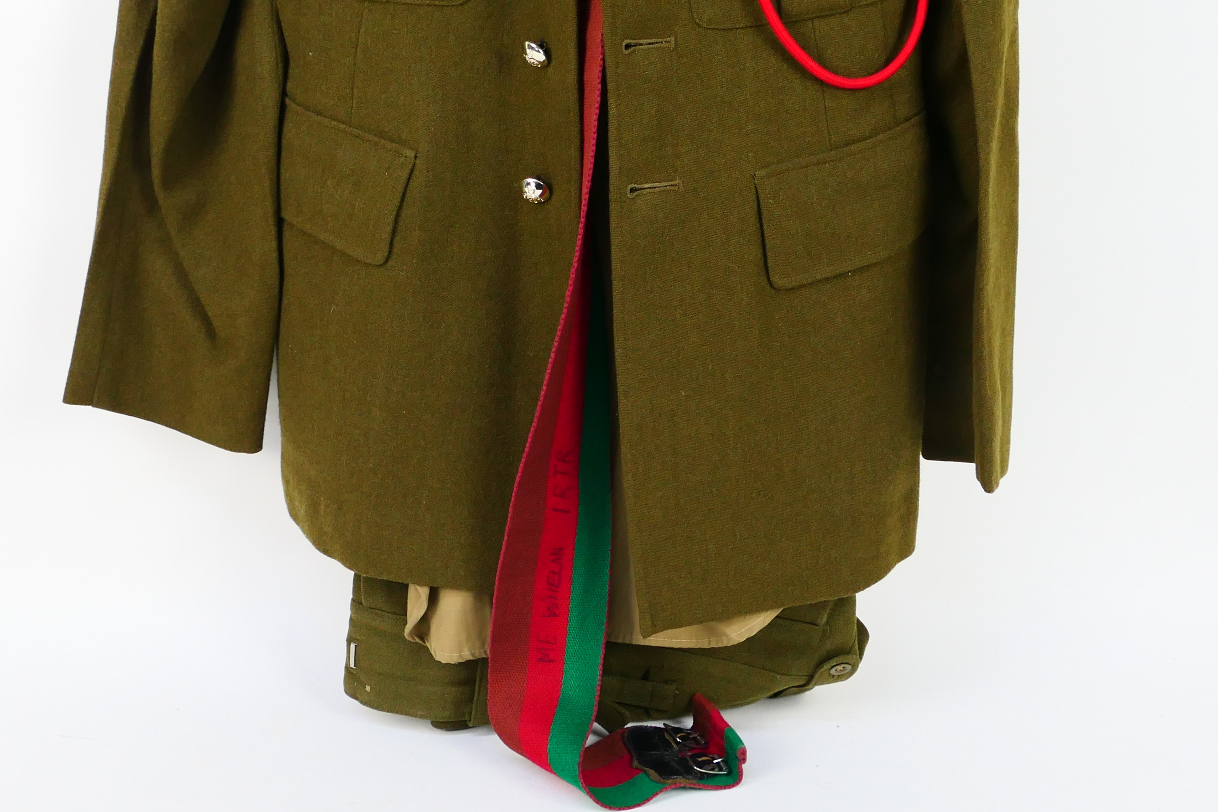 A British military uniform bearing Royal - Image 3 of 8