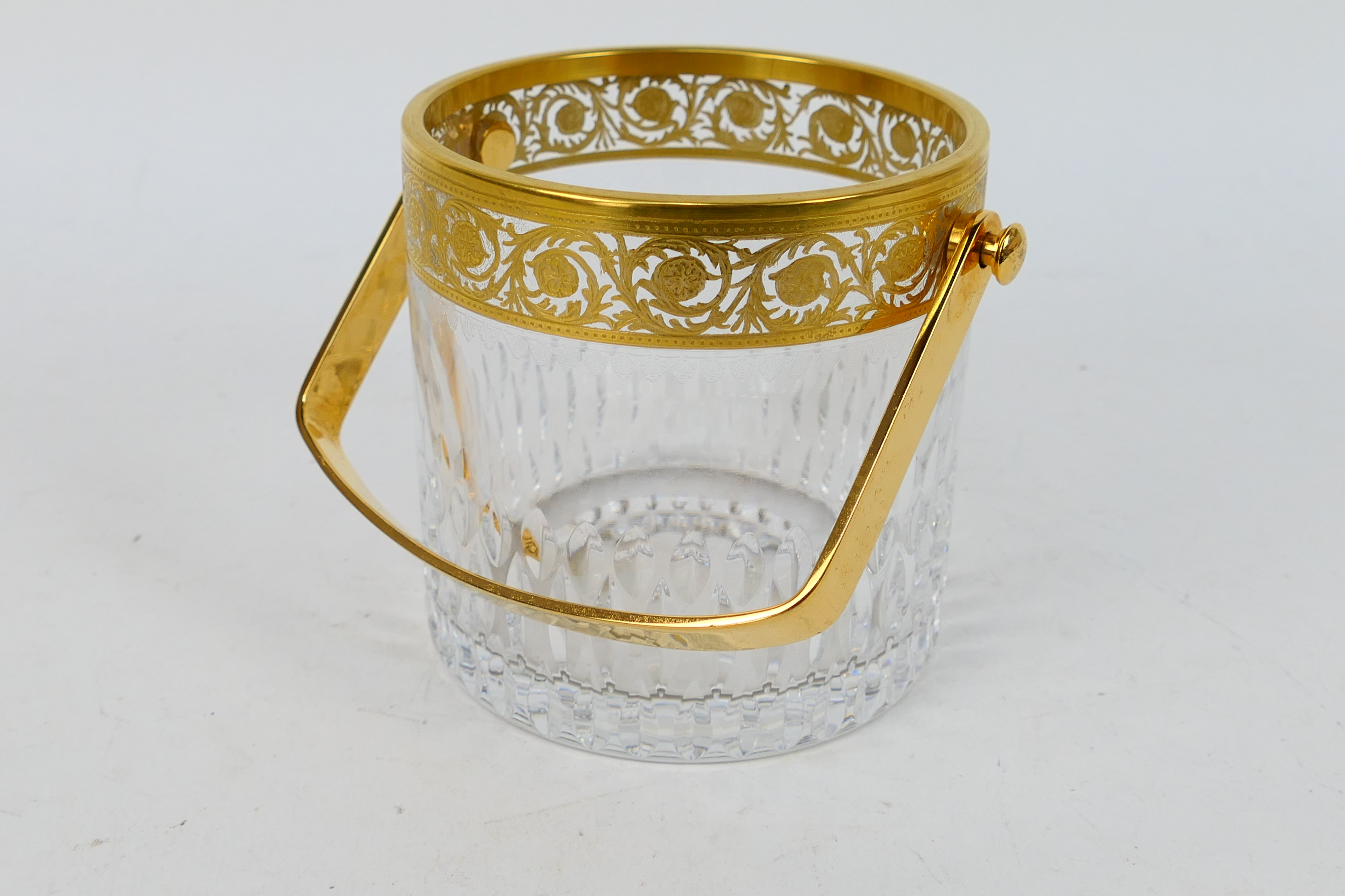 Saint Louis, a crystal ice bucket with g - Image 3 of 4