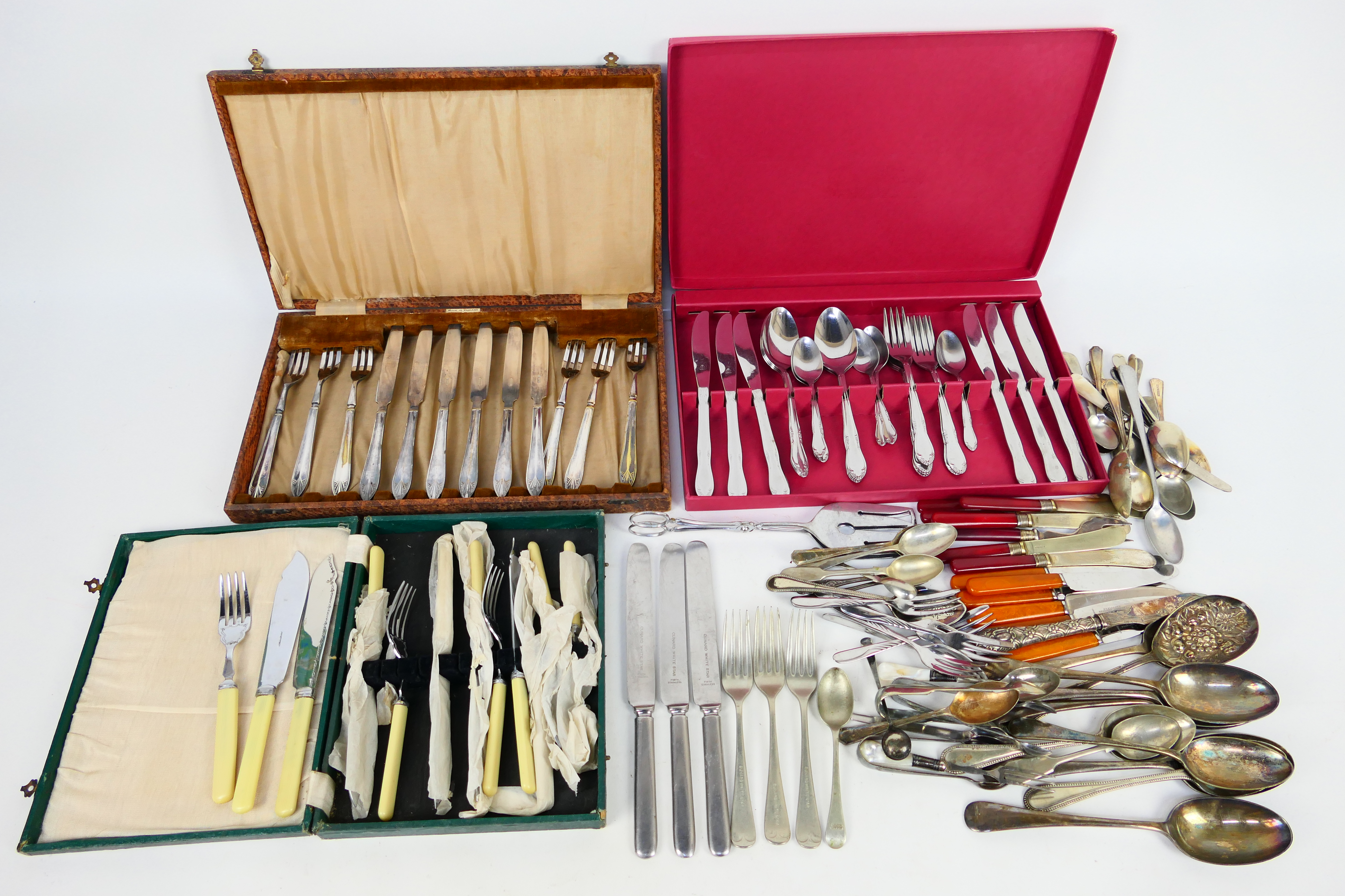 Mixed flatware, loose and cased to include three Cunard White Star Line knives and forks,