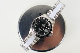 A Tauchmeister automatic diver's wrist watch, black dial and bezel, on stainless steel bracelet,