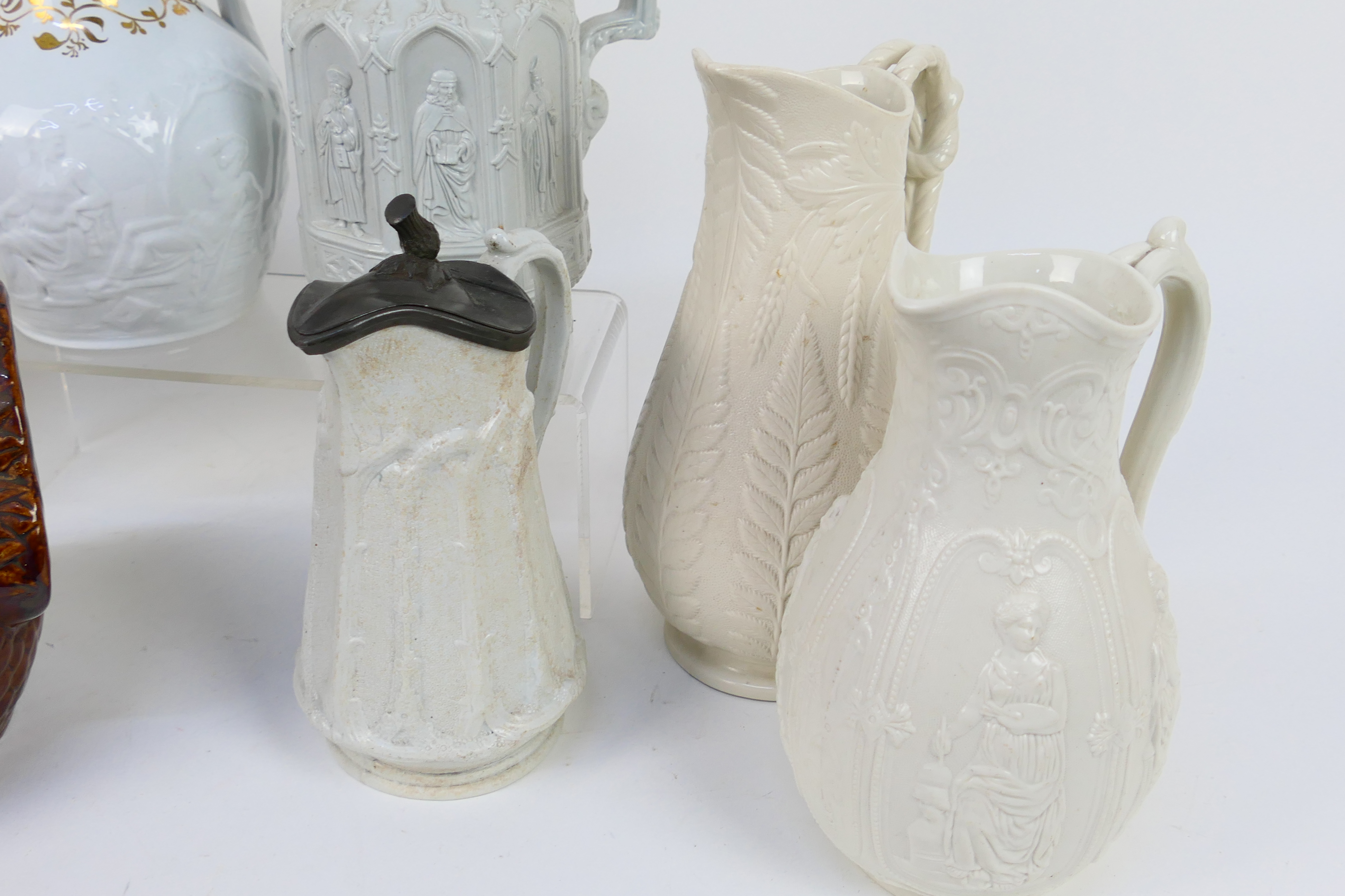 Ceramics to include parian ware and simi - Image 5 of 5