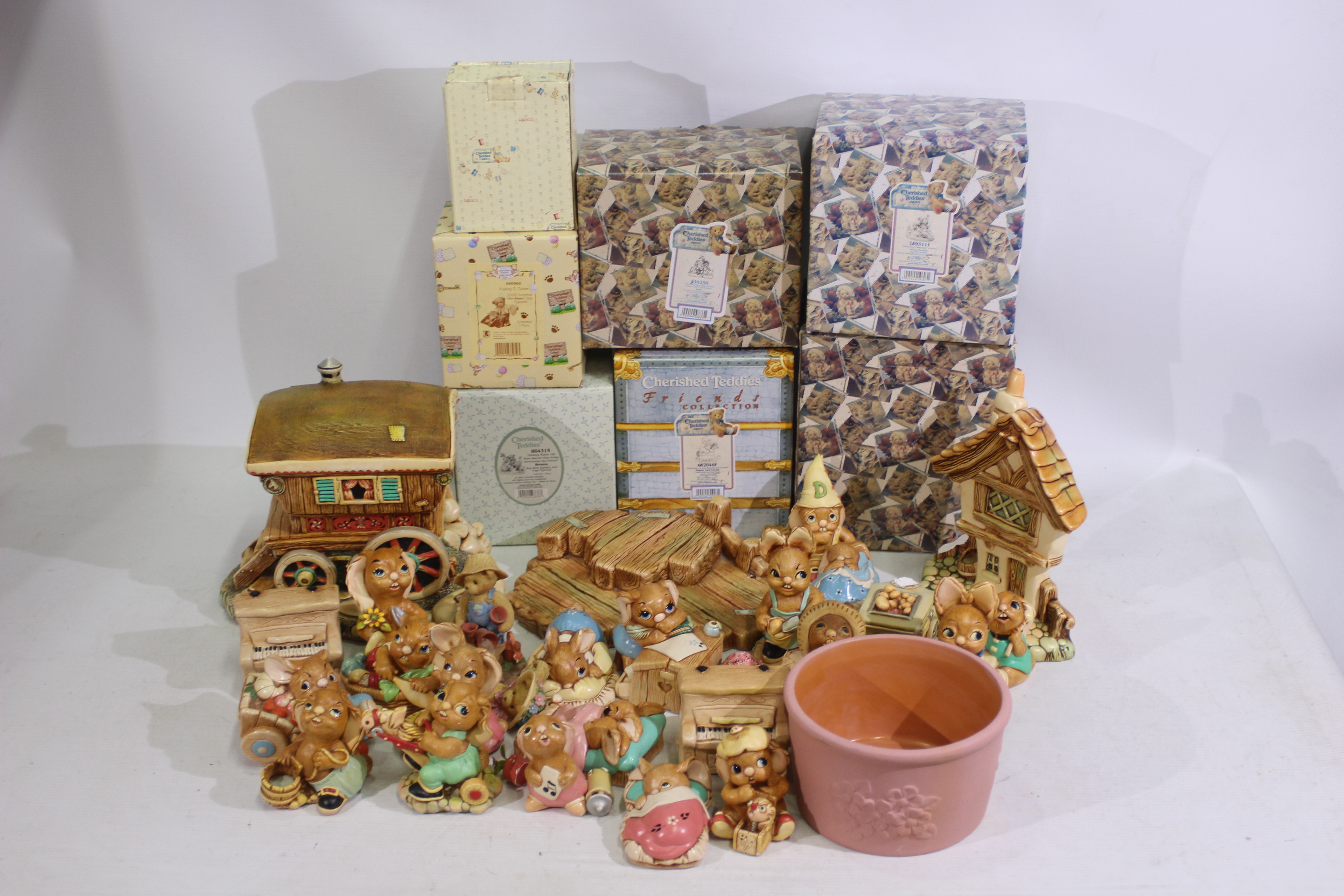 Pendelfin, Cherished Teddies - A collect