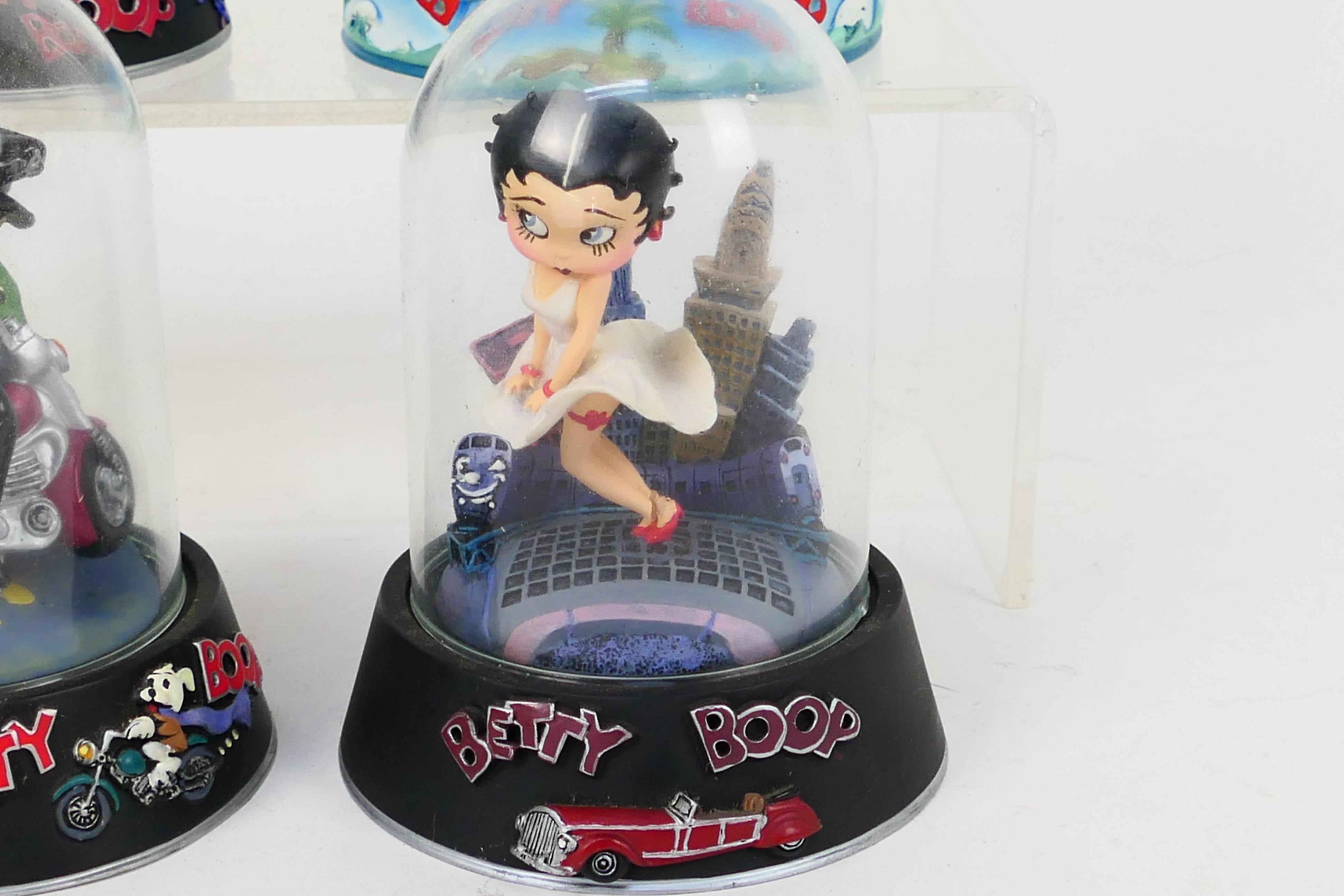 Betty Boop limited edition hand painted sculptures housed under glass domes to include Surfboard - Image 5 of 5