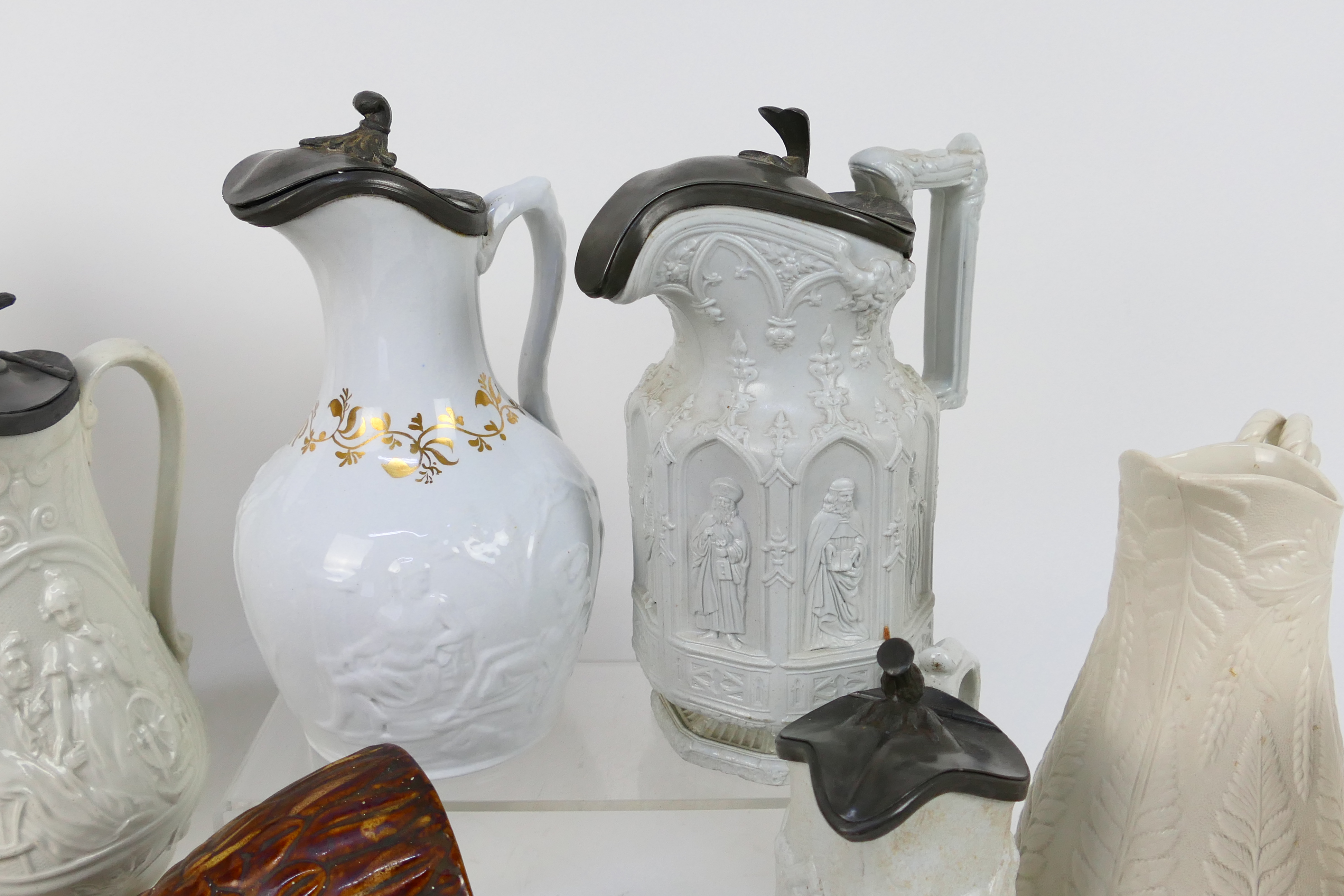 Ceramics to include parian ware and simi - Image 3 of 5