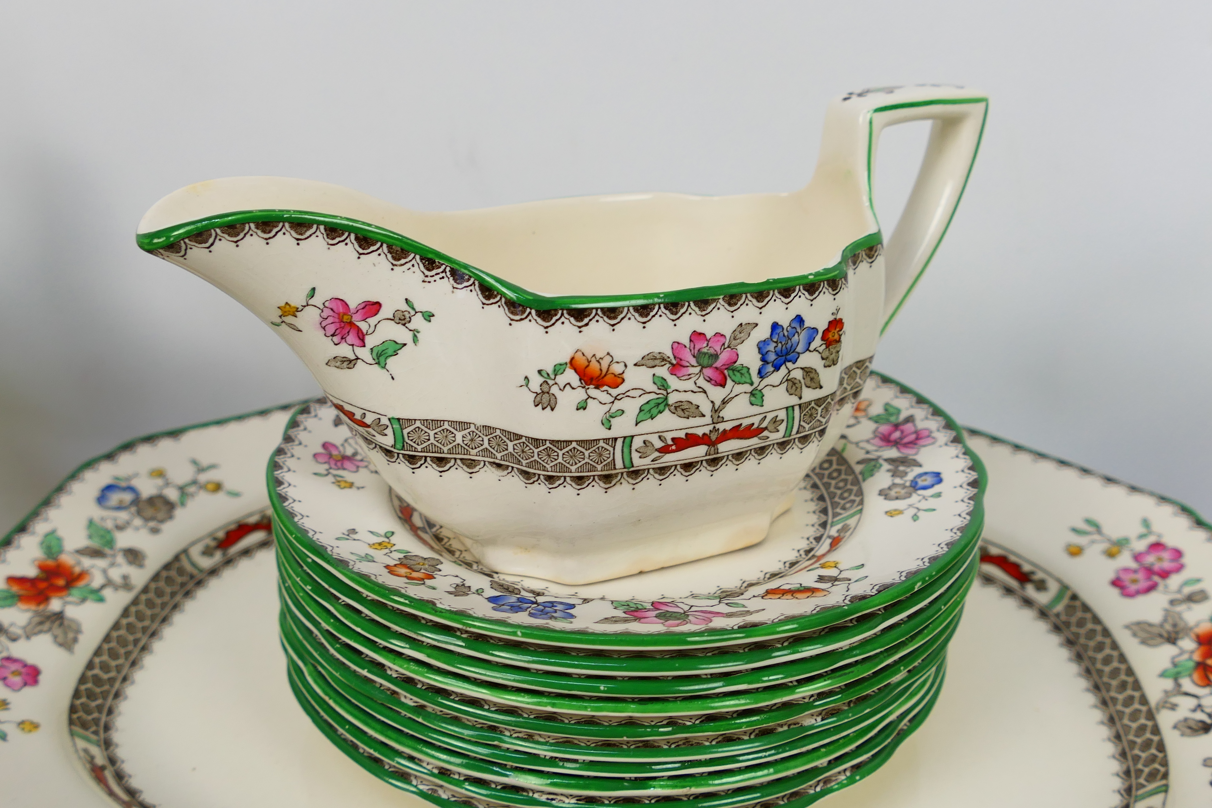 A collection of Copeland Spode dinner and tea wares in the Chinese Rose pattern, - Image 7 of 8