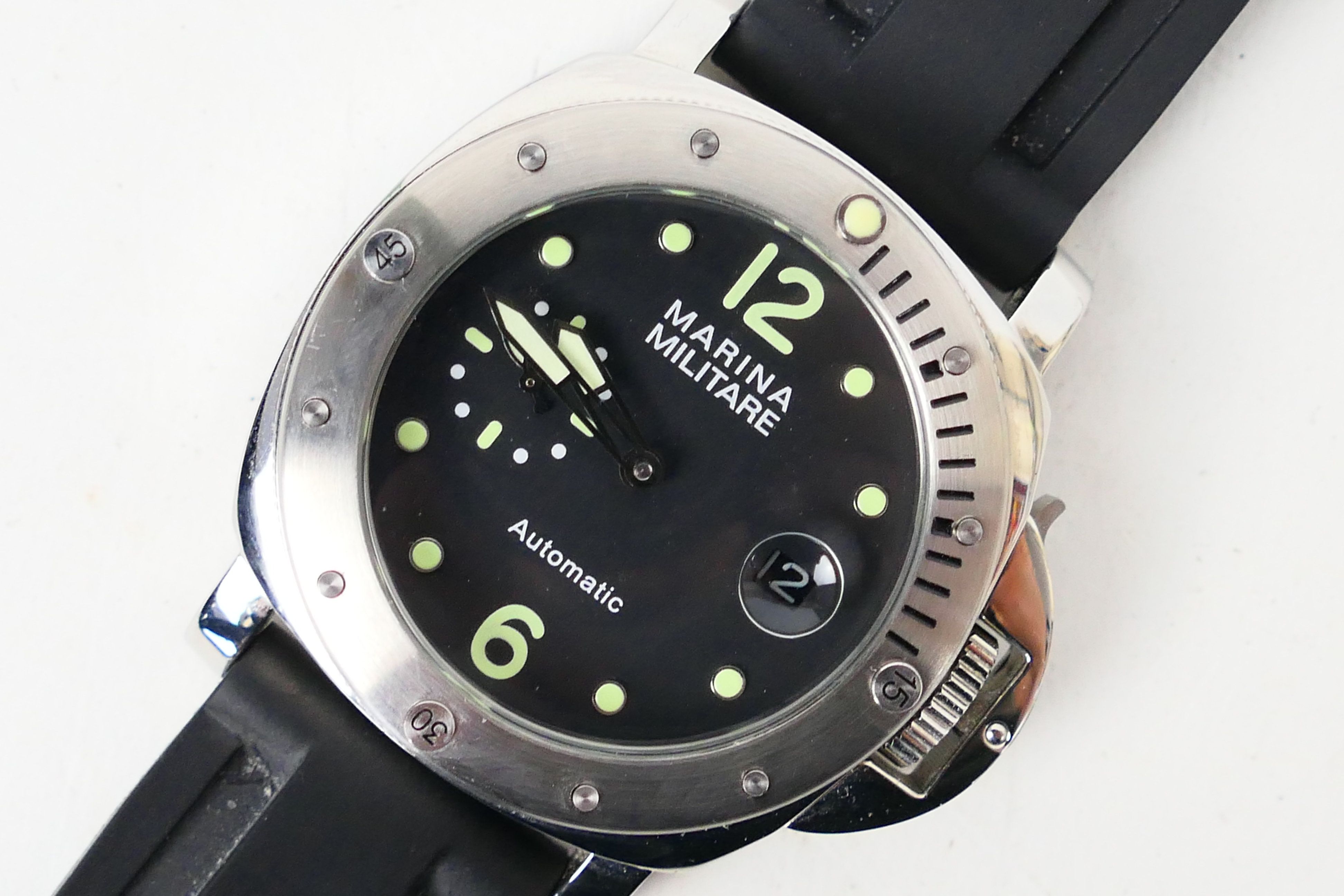 A gentleman's automatic wrist watch, marked to the dial Marina Militare,