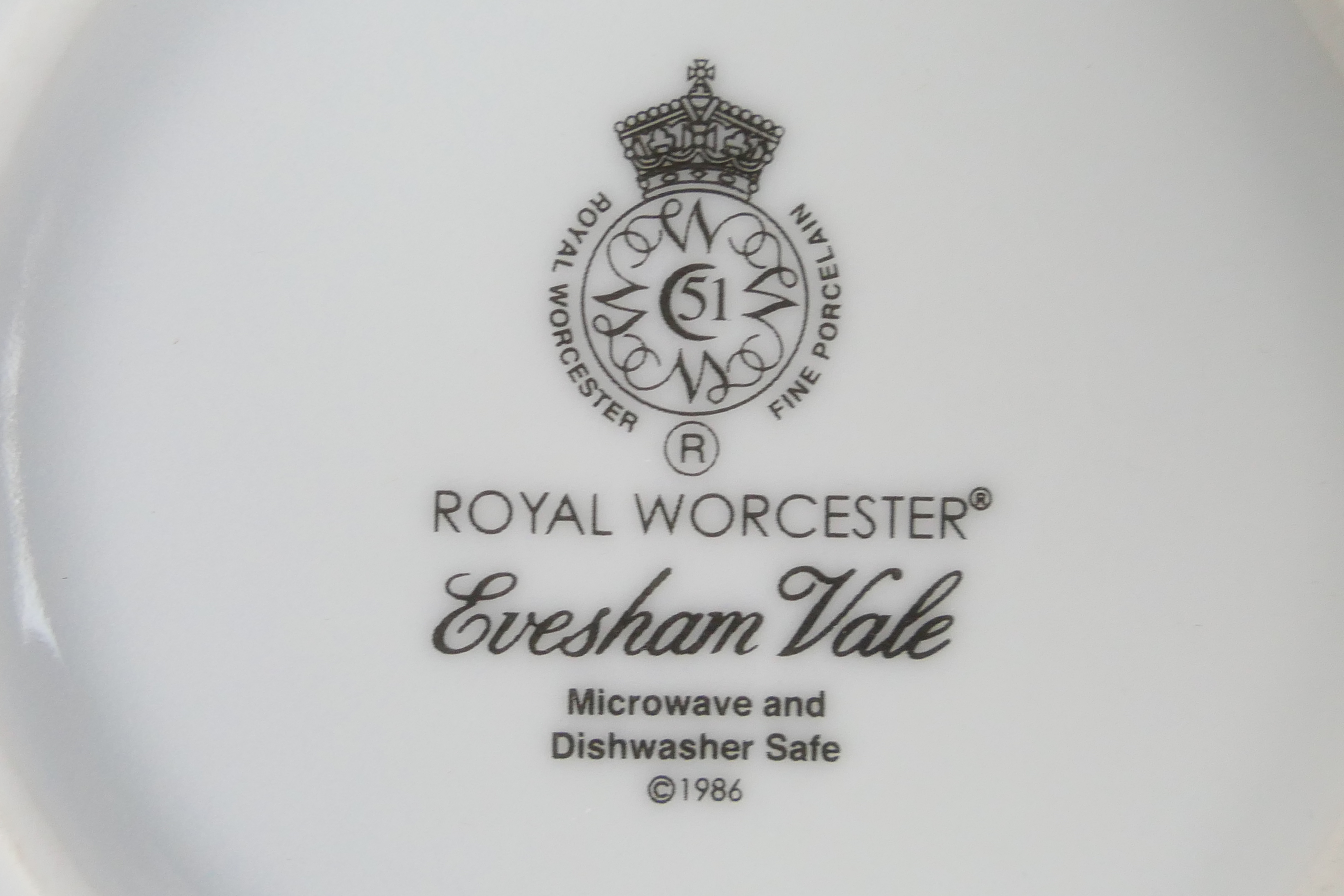 Royal Worcester - A collection of dinner and tea wares in the Evesham Vale pattern, - Image 5 of 5