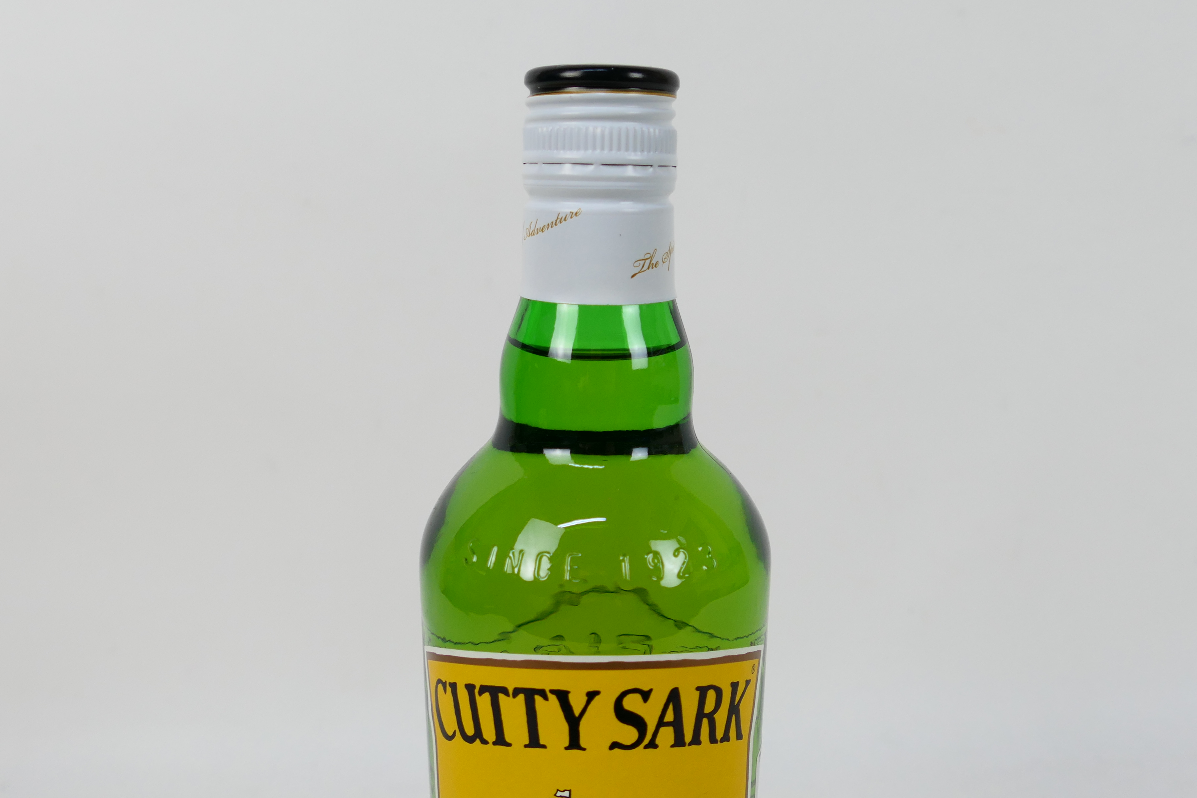 A 70cl bottle of Cutty Sark whisky, 50th Anniversary bottling, 40% abv. - Image 3 of 4