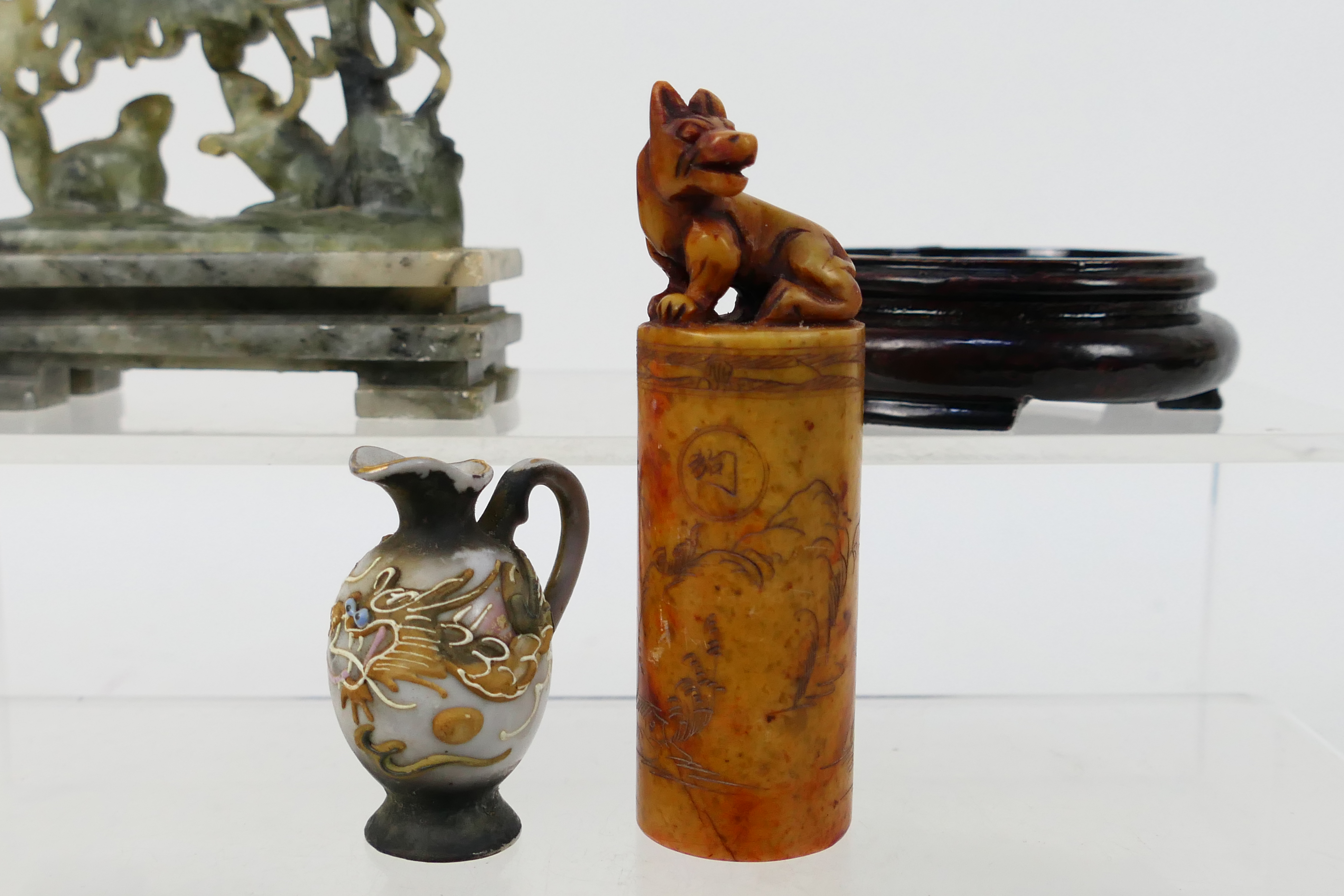 A group of Asian items to include soapstone seal, small ceramic teapot, - Image 11 of 15