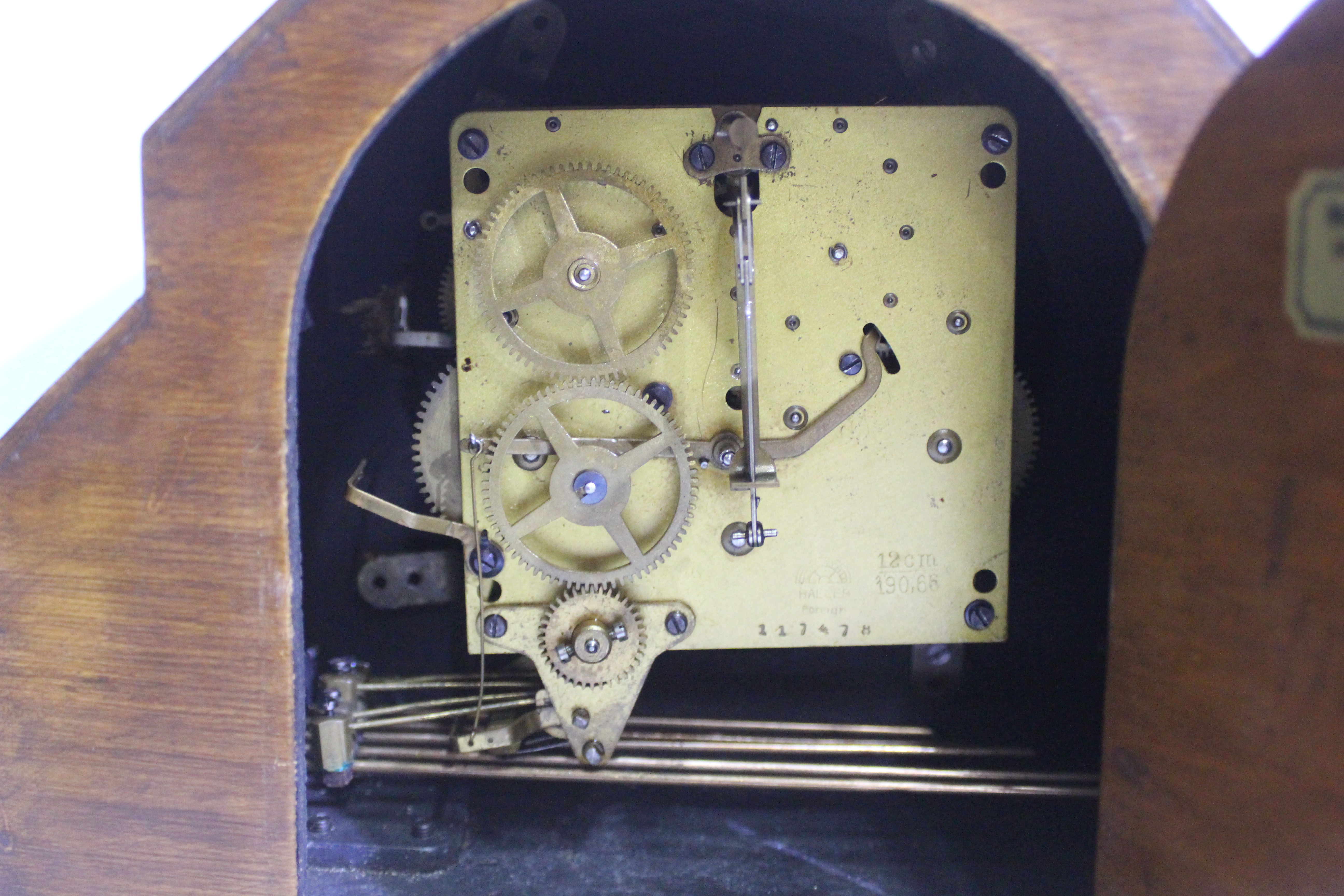 Smiths Enfield, Wm. Shield and Sons - 2 x mantle clocks - Lot includes a Wm. - Image 3 of 4