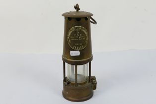 The Protector Lamp & Lighting Co Ltd Type 6 safety lamp, Eccles, 25 cm (h) not including handle.