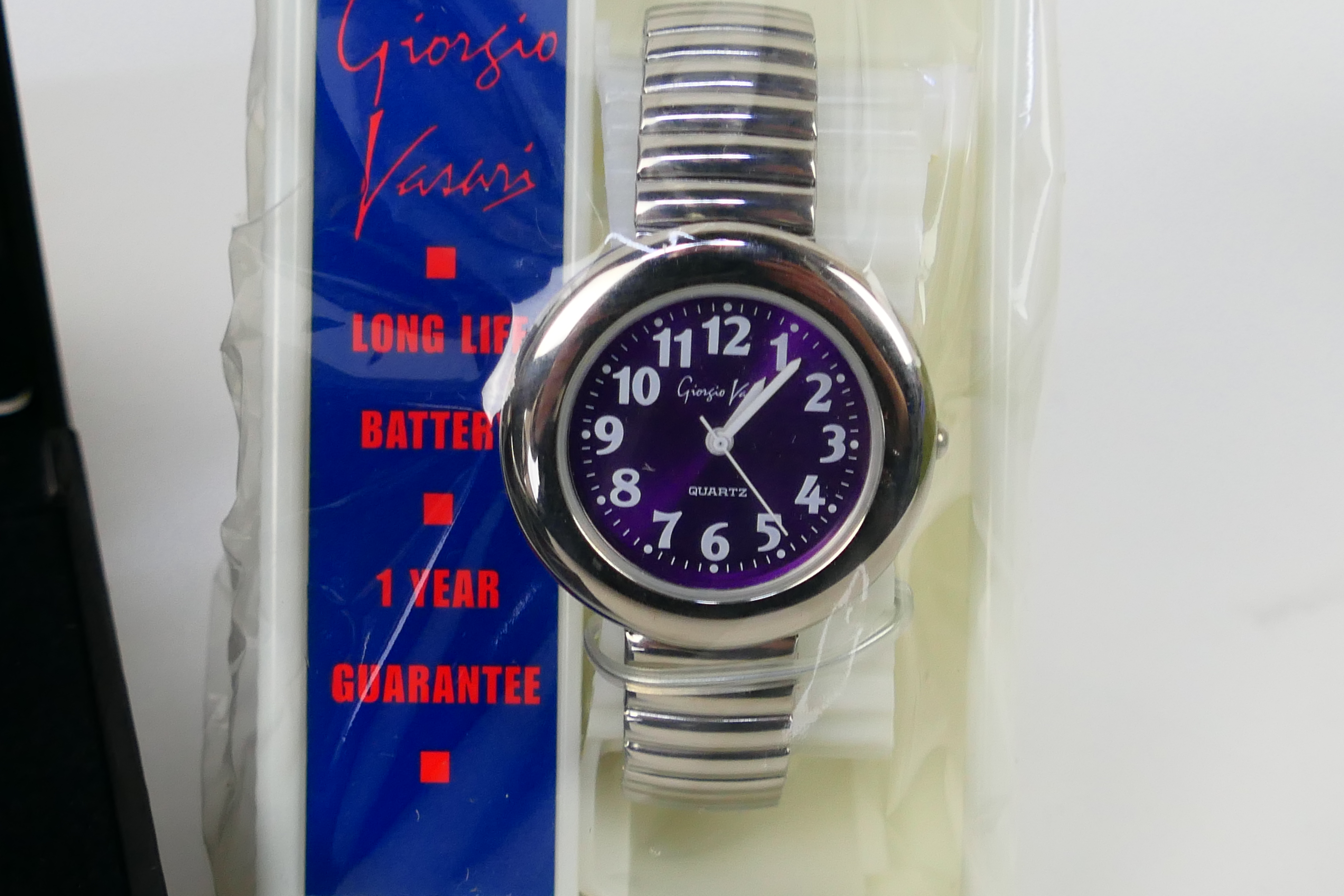 A collection of fashion wrist watches, part boxed. - Image 6 of 6