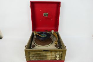 Dansette - Major. A Dansette Major Record player, 16 to 79rpm, Off / On / Reverse functions.