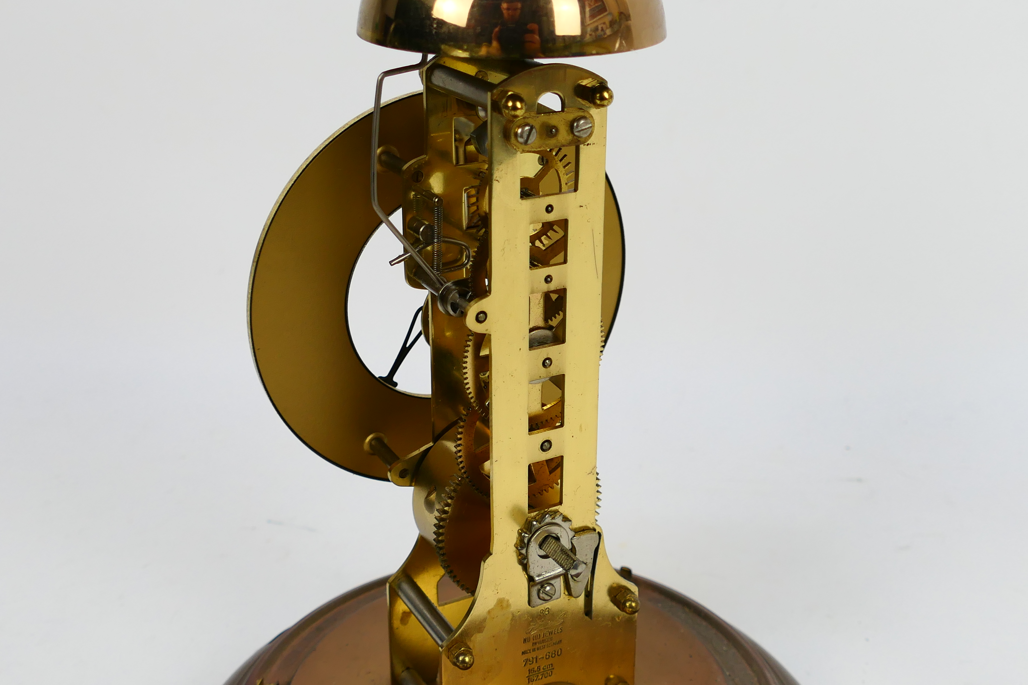 A President skeleton clock with Roman numeral chapter ring, housed under glass dome, 29 cm (h). - Image 5 of 6