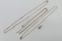 9ct Gold - Three chains, one with pendant (lacking stone), two chains (A/F), approximately 5.