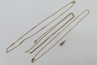 9ct Gold - Three chains, one with pendant (lacking stone), two chains (A/F), approximately 5.