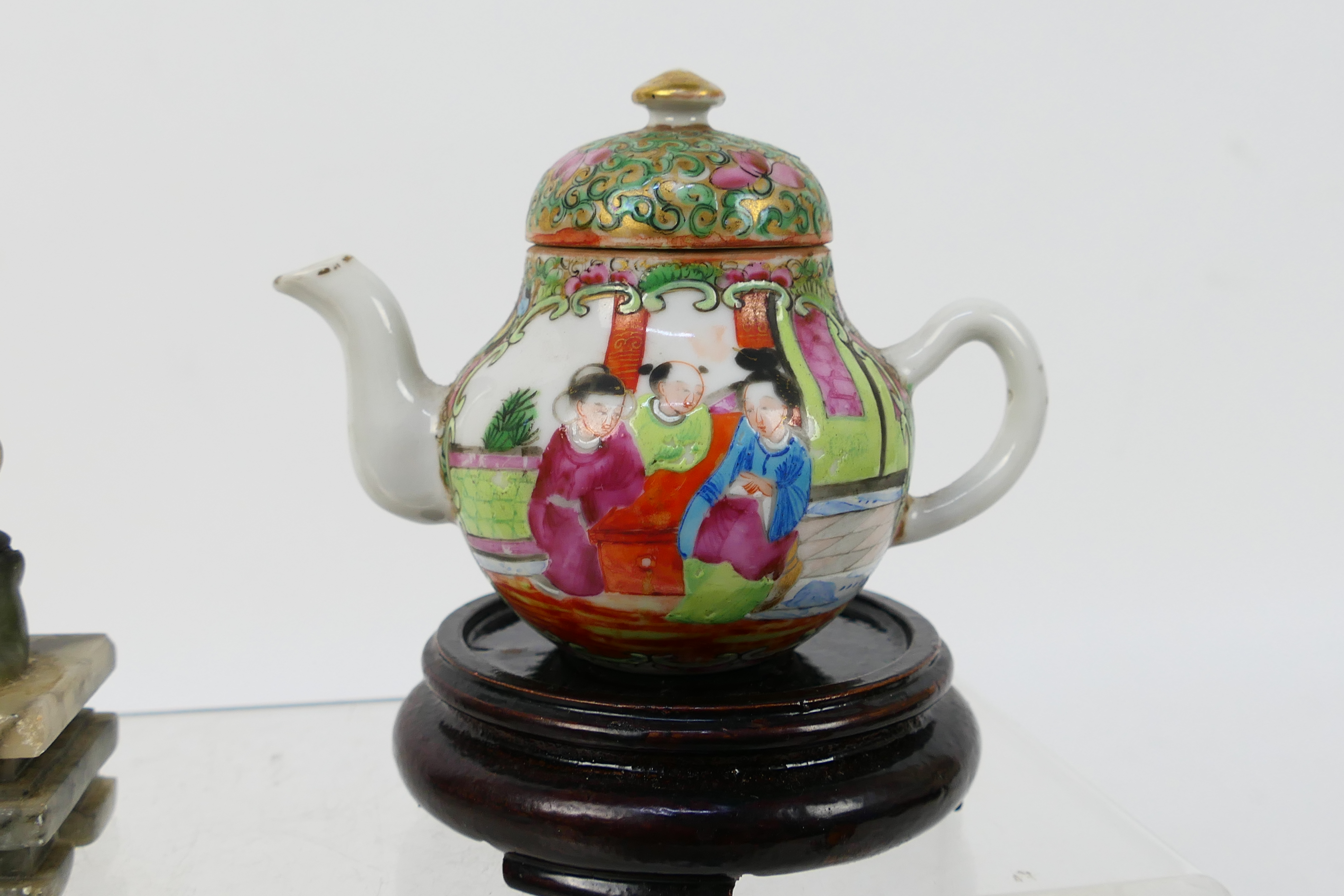 A group of Asian items to include soapstone seal, small ceramic teapot, - Image 5 of 15