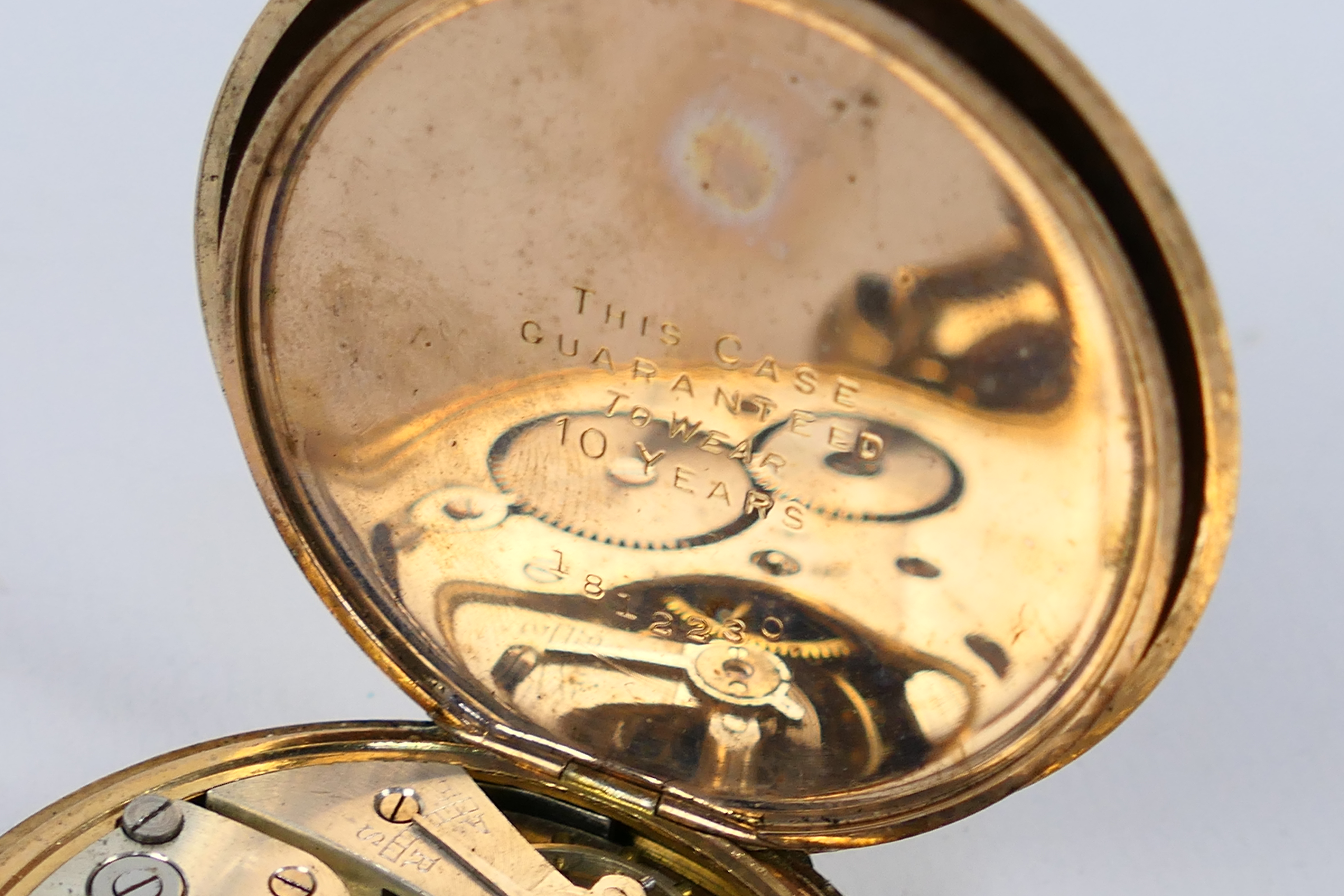 A yellow metal cased full hunter pocket watch, the case marked Illinois Watch Case Co, Elgin, USA, - Image 4 of 4