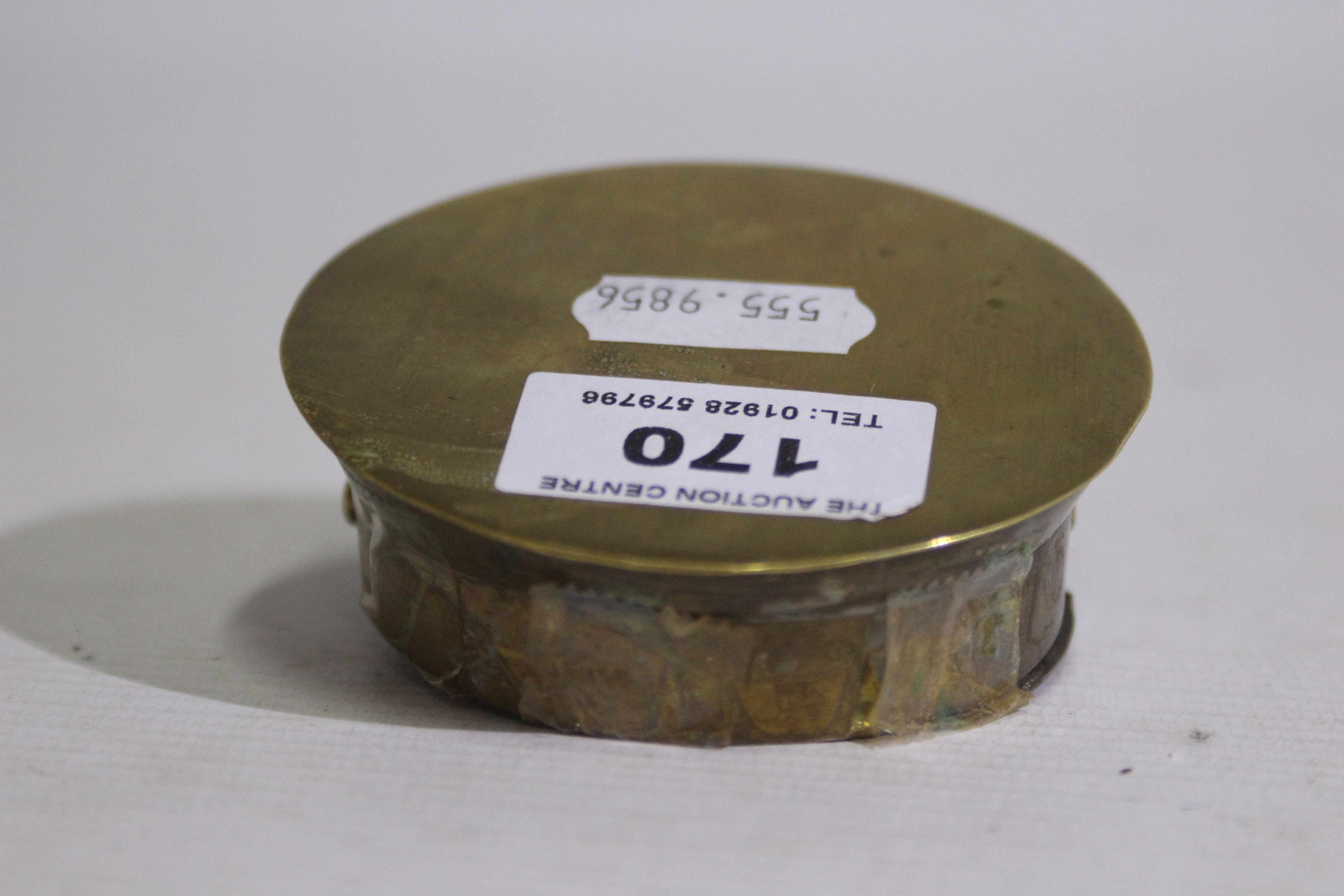Military Hat Snuff Box - A brass officer - Image 4 of 4