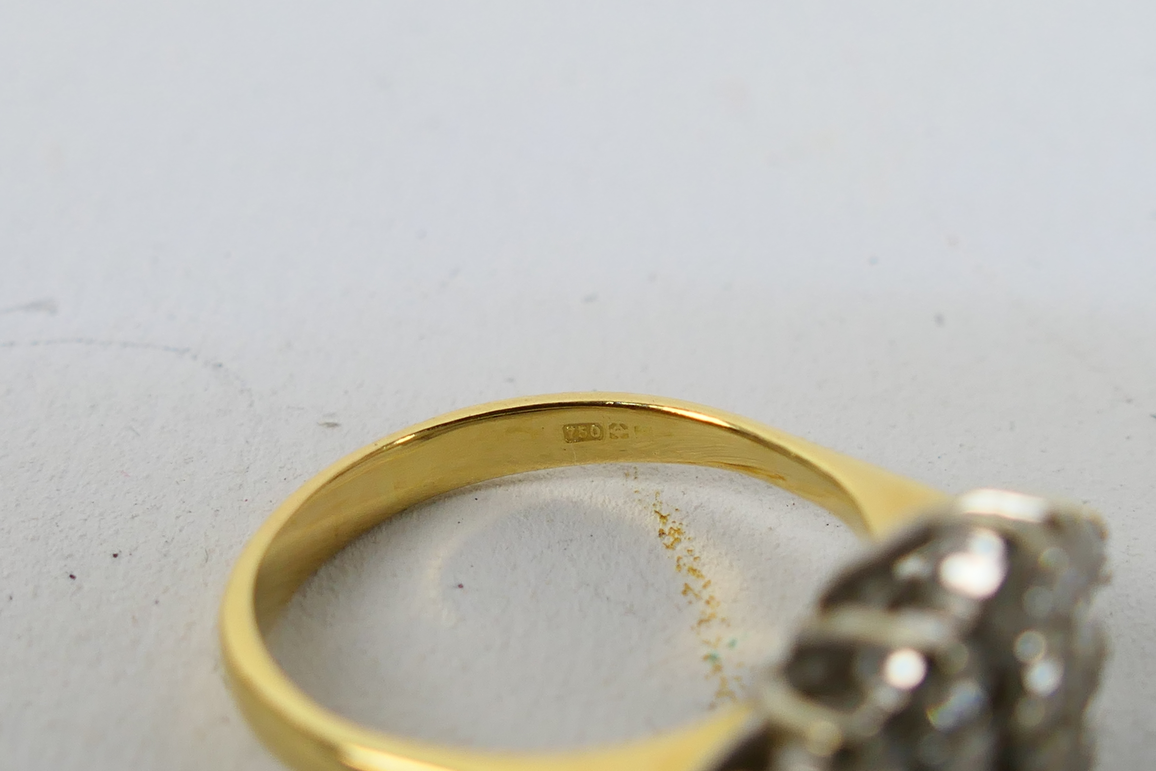 An 18ct yellow gold Diamond boat shaped - Image 5 of 5