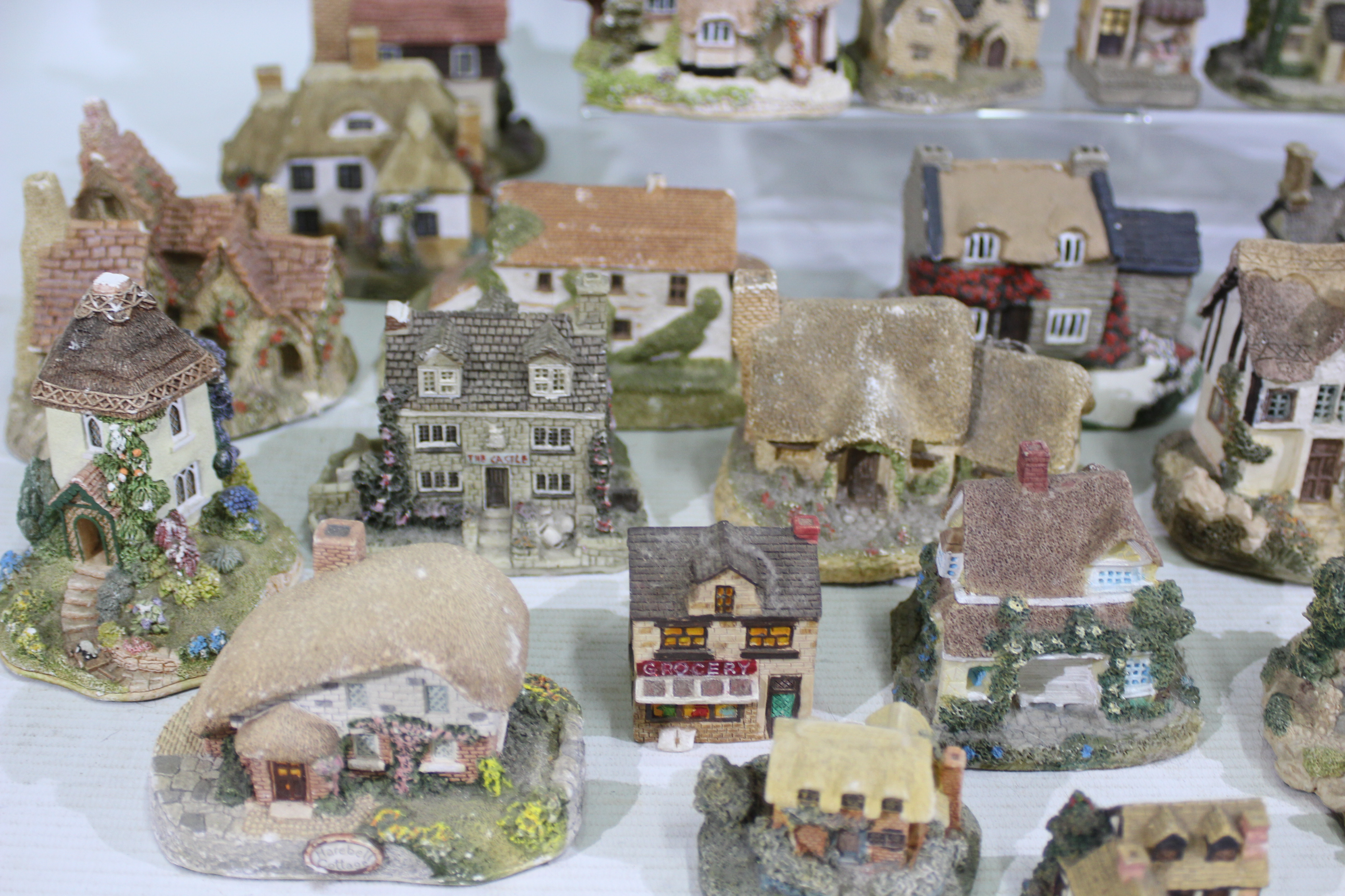 A quantity of model cottages and similar - Image 6 of 6