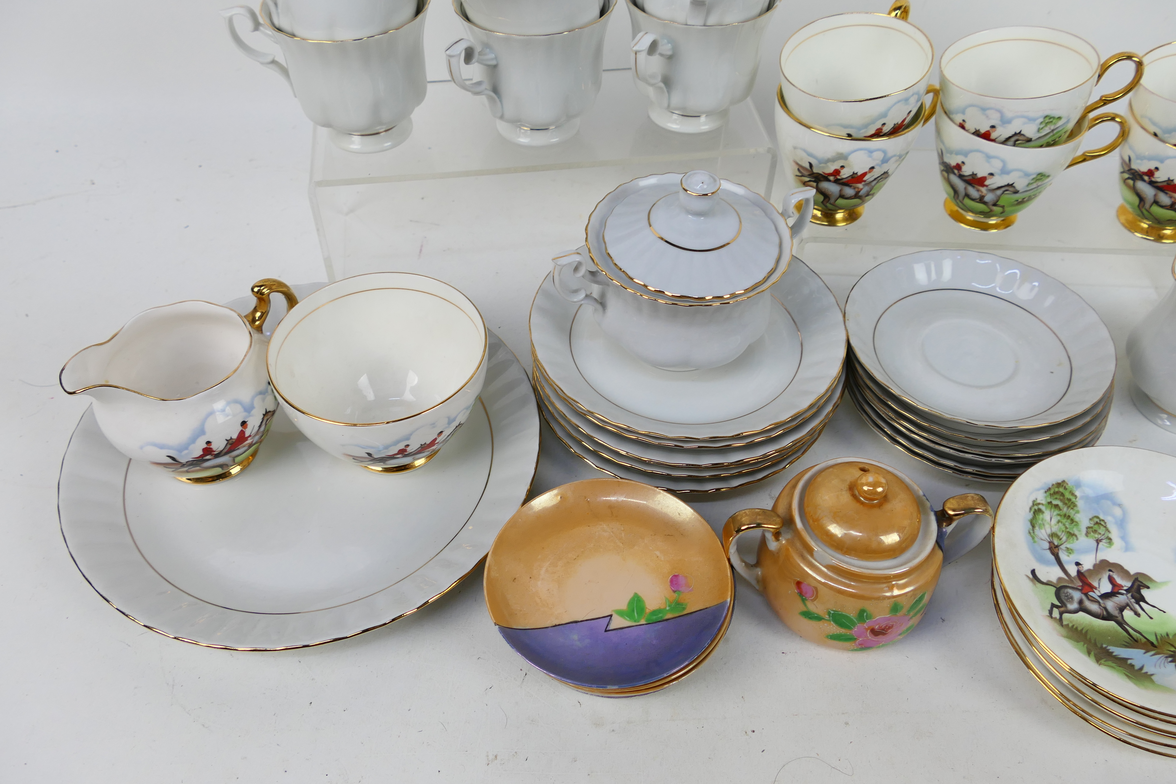 A collection of mixed tea wares to inclu - Image 3 of 10