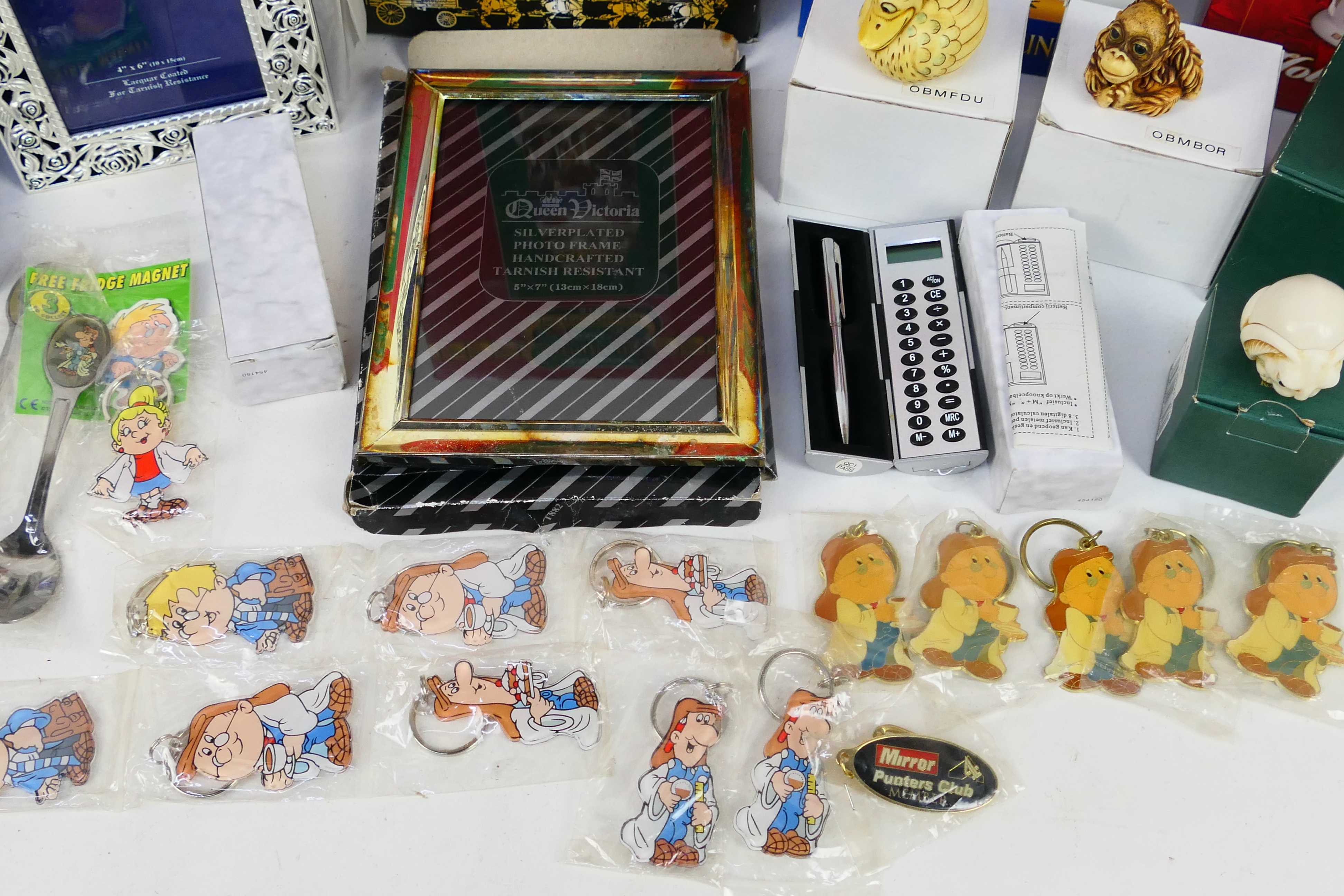 A quantity of boxed items of gift ware t - Image 5 of 6