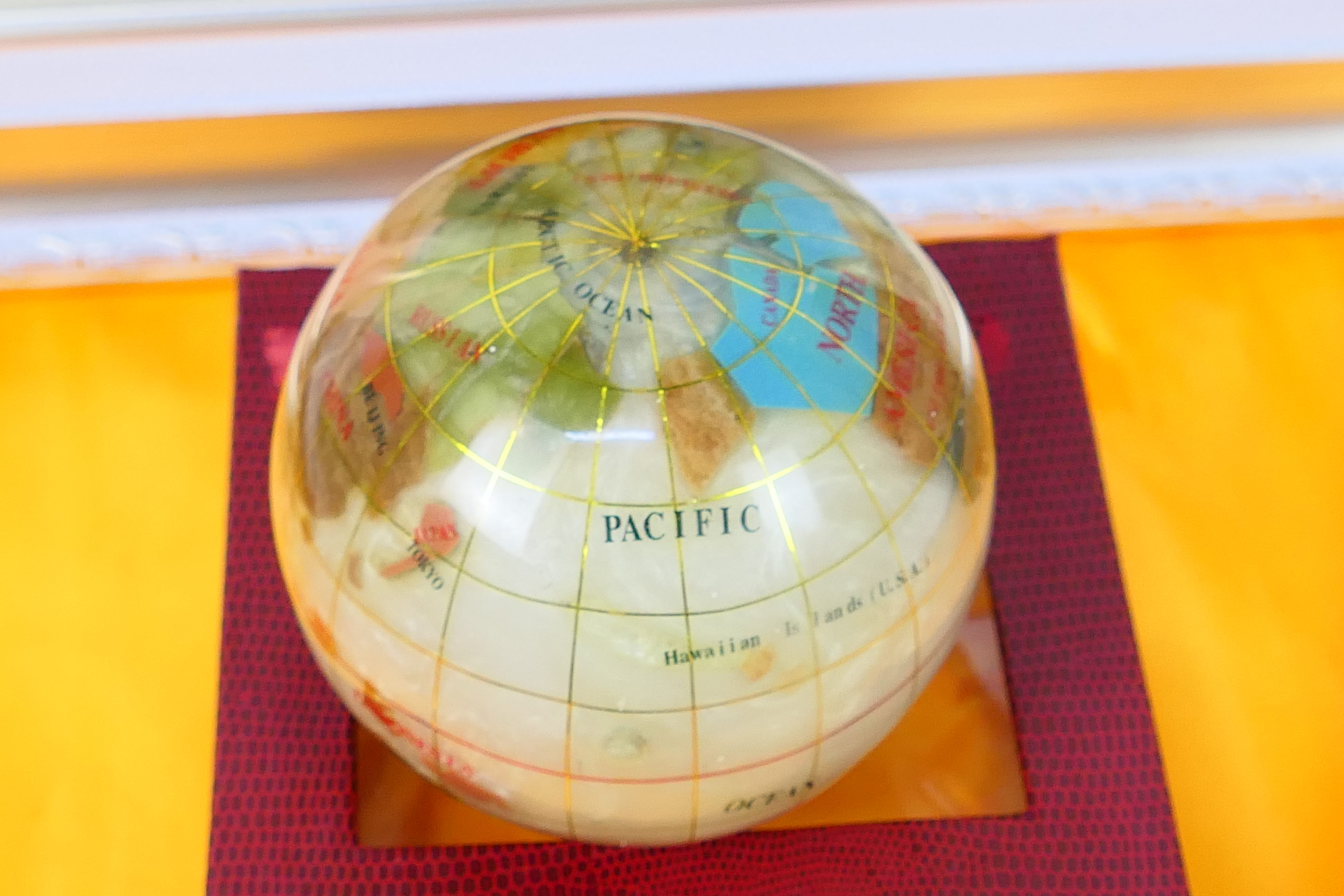 A boxed gemstone terrestrial globe paper - Image 6 of 6