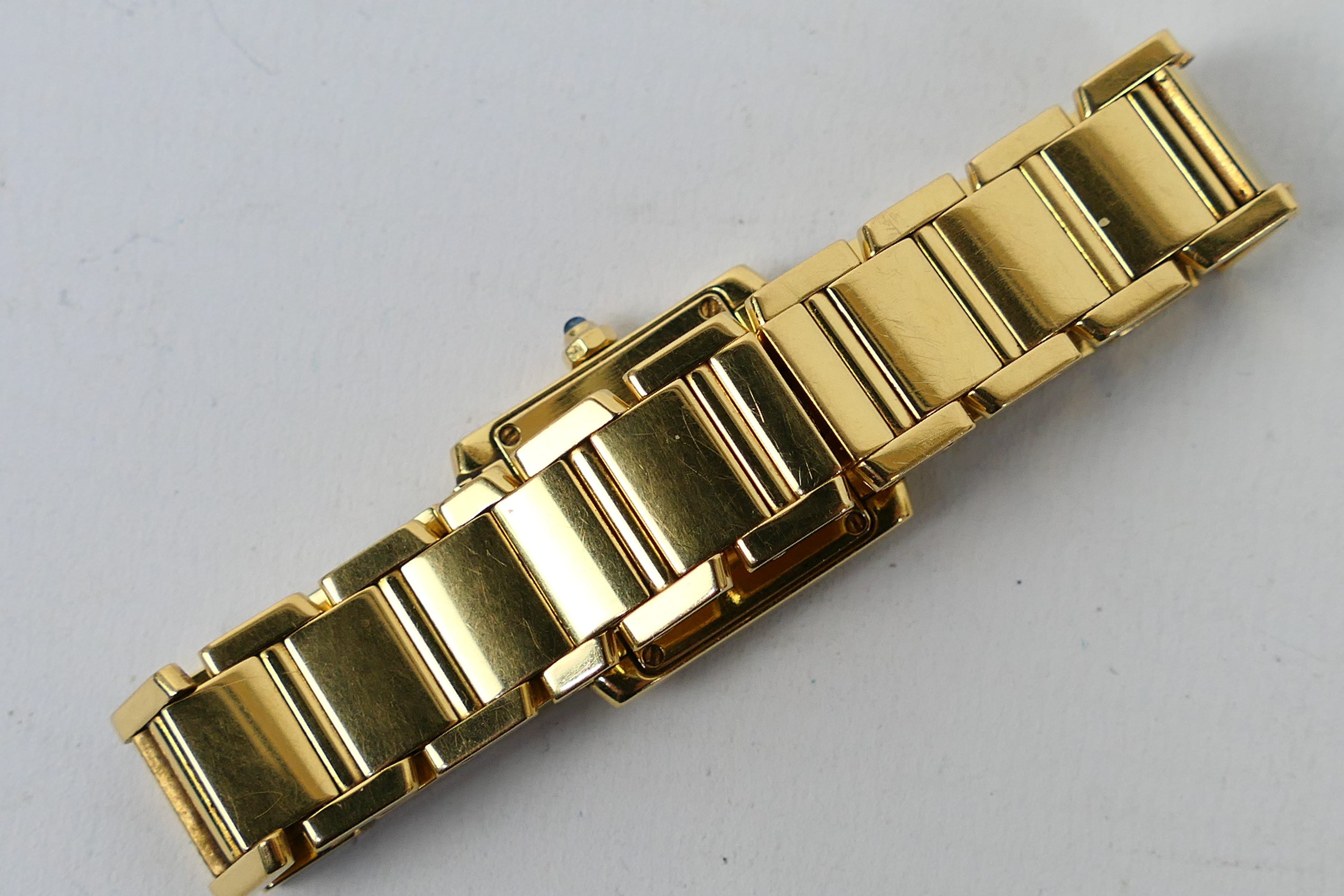 A lady's 18ct yellow gold Cartier Tank F - Image 5 of 13