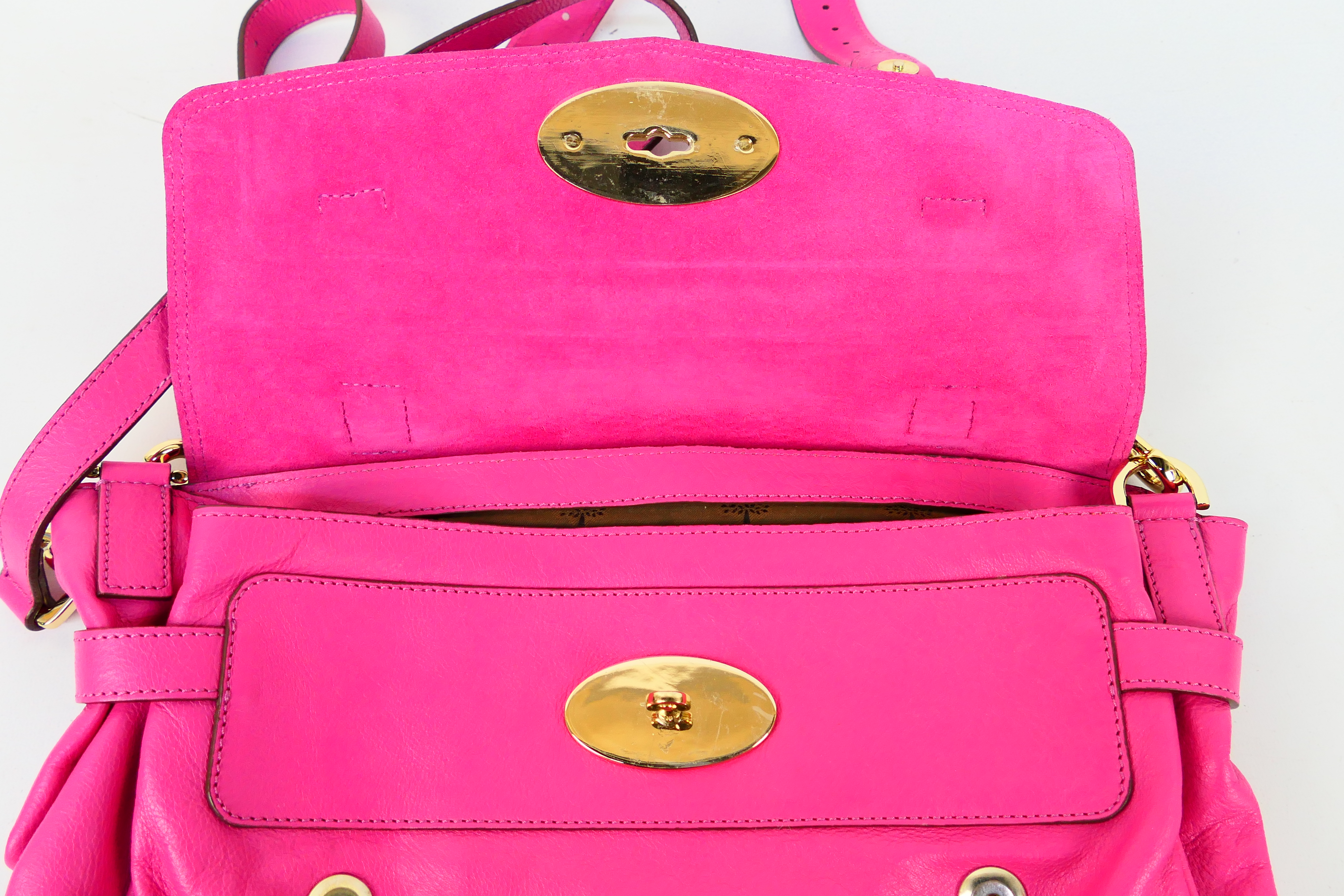 Mulberry - a Raspberry (hot pink) Mulberry handbag and shoulder strap (soft Buffalo L150), - Image 5 of 7