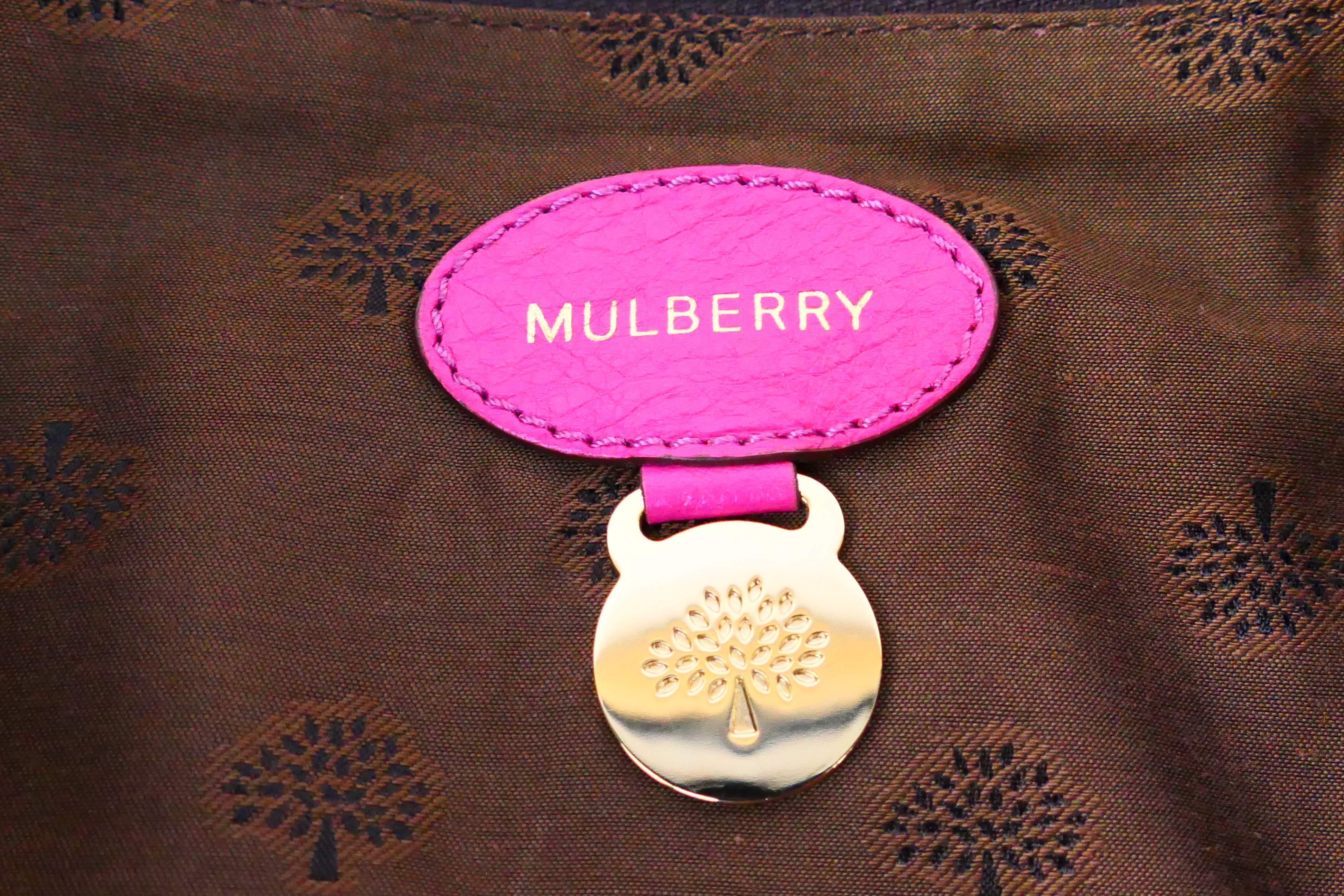 Mulberry - a Raspberry (hot pink) Mulberry handbag and shoulder strap (soft Buffalo L150), - Image 6 of 7