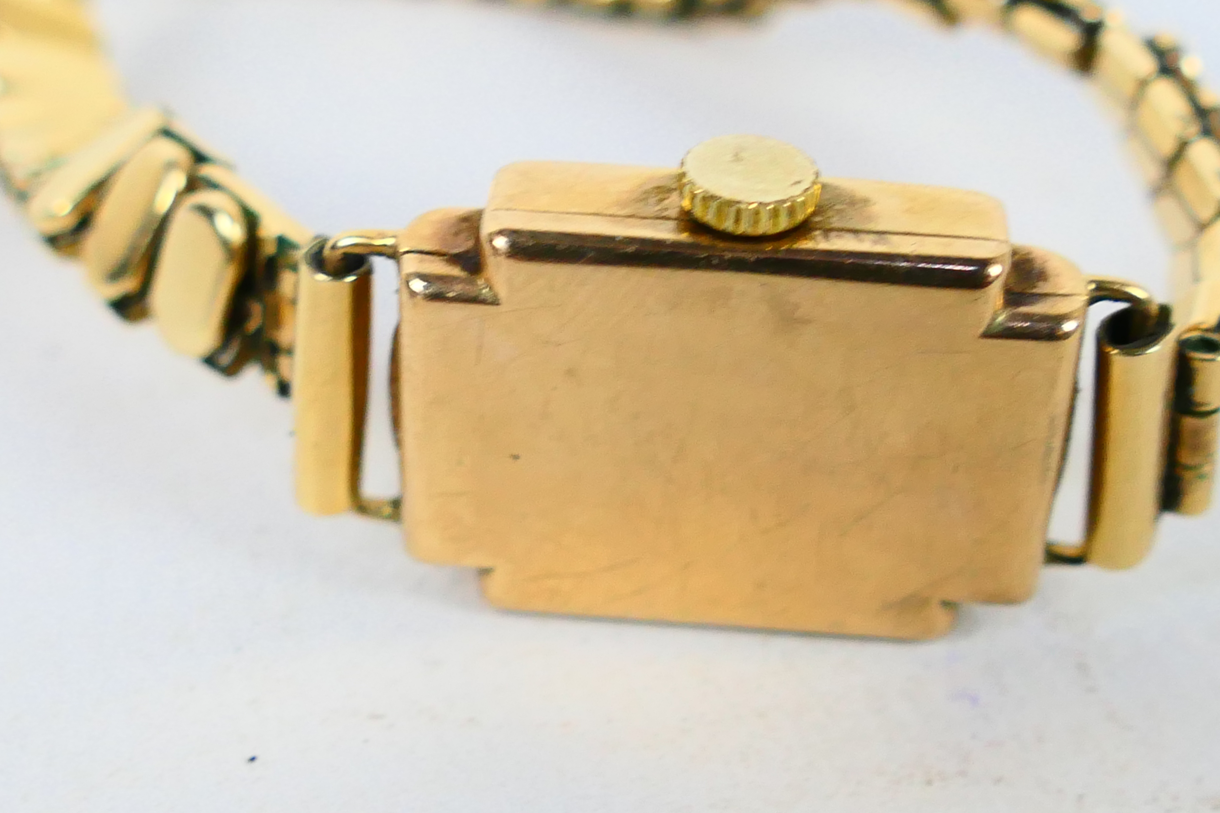 Two 9ct gold cased lady's wrist watches one on rolled gold expanding bracelet. - Image 5 of 8