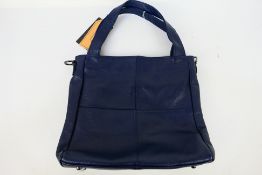 S-Zone - A dark blue S-Zone leather handbag with shoulder strap - Handbag has two inside zip