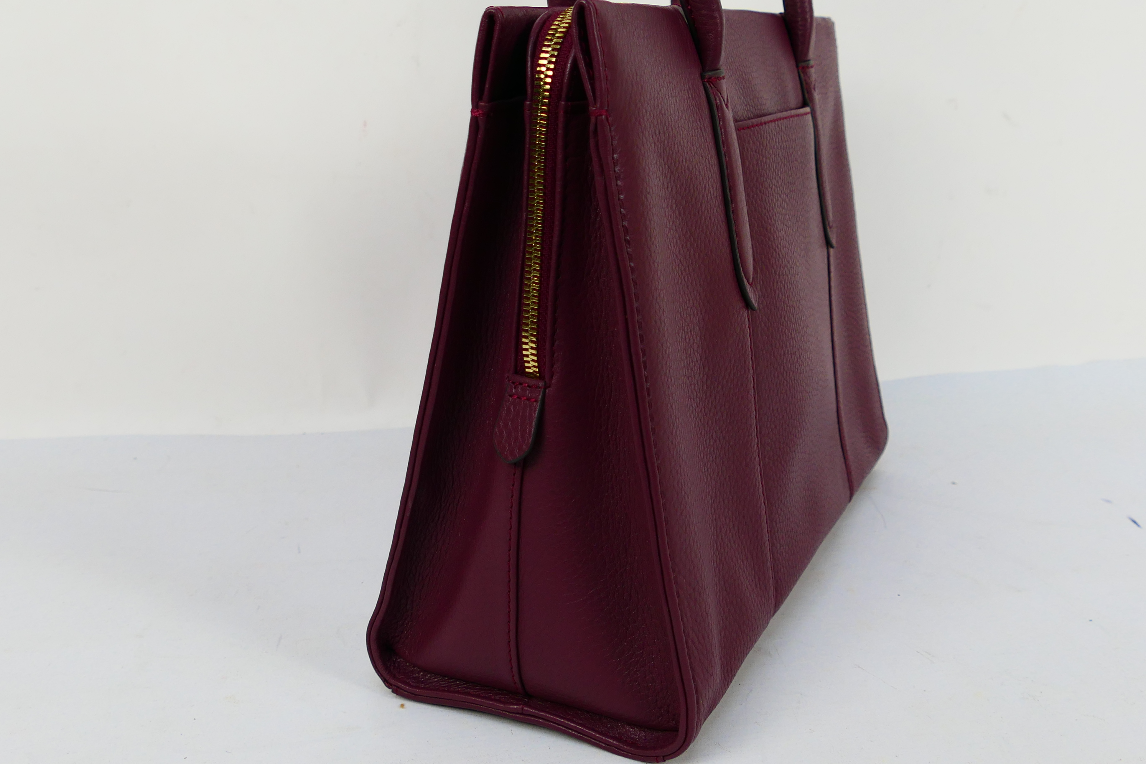 Radley - A purple Radley London leather handbag - Handbag has one interior zip pocket and two - Image 4 of 10