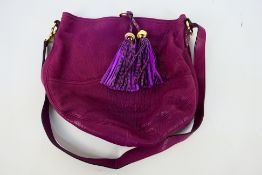 Mulberry - A cherry Mulberry leather shoulder bag - Shoulder bag has one interior zip pocket and