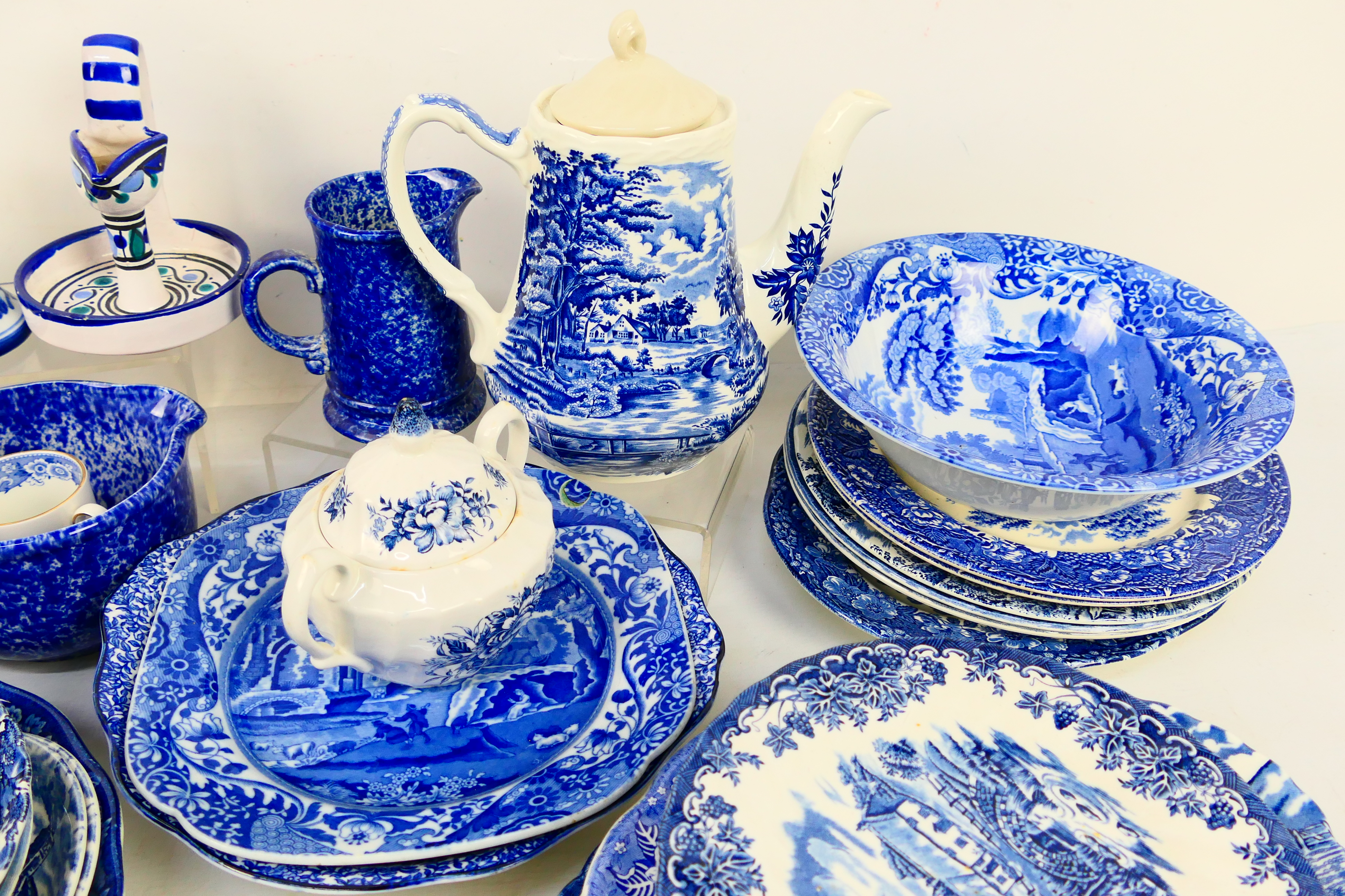 A collection of blue and white table wares, in excess of thirty pieces. - Image 3 of 5