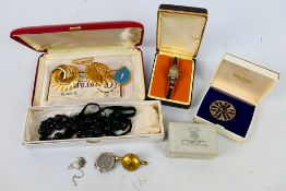 Costume jewellery to include Scottish silver brooch,