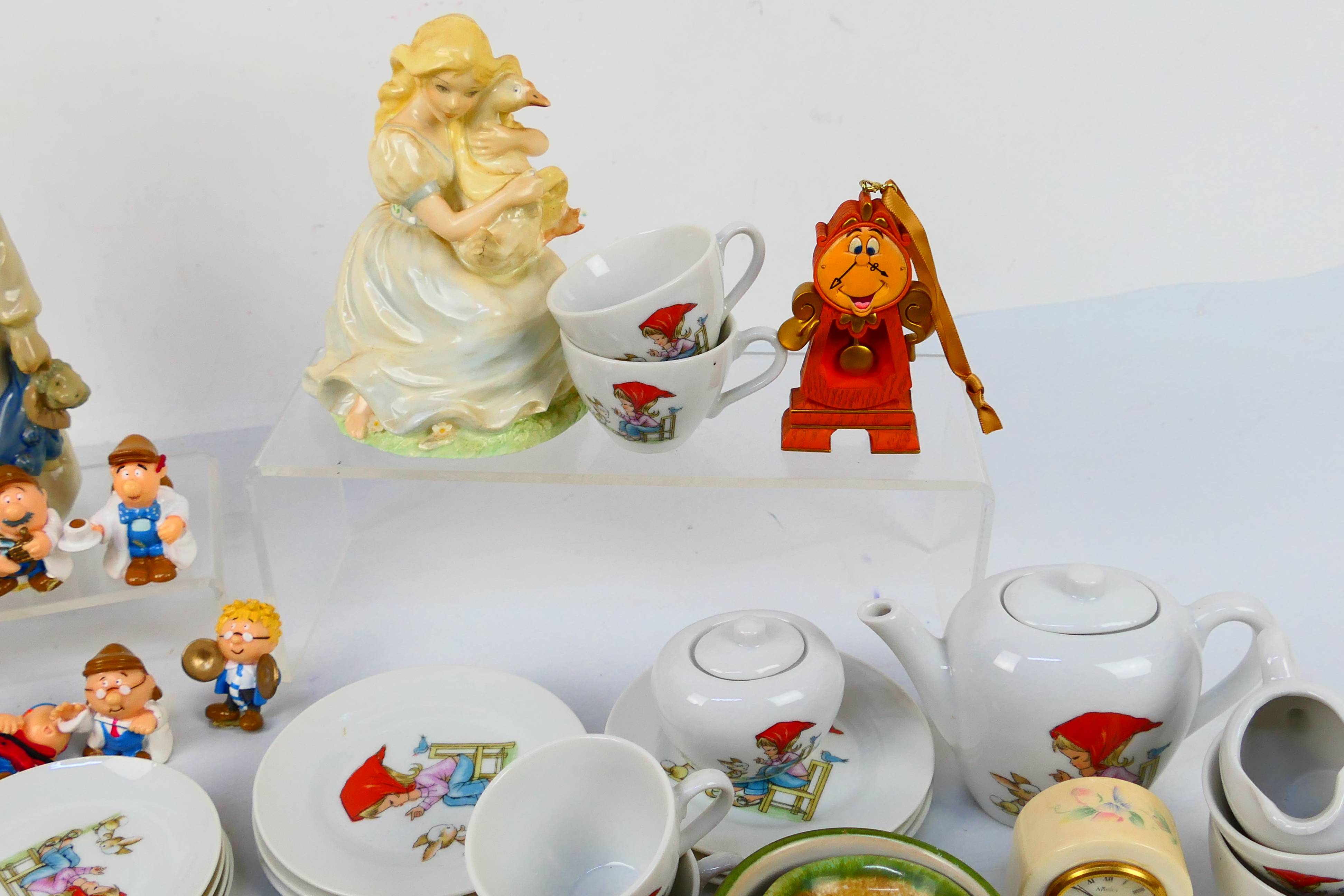 Lot to include a child's tea set, glass Disney figures, miniature clocks, Nao figure, - Image 3 of 5