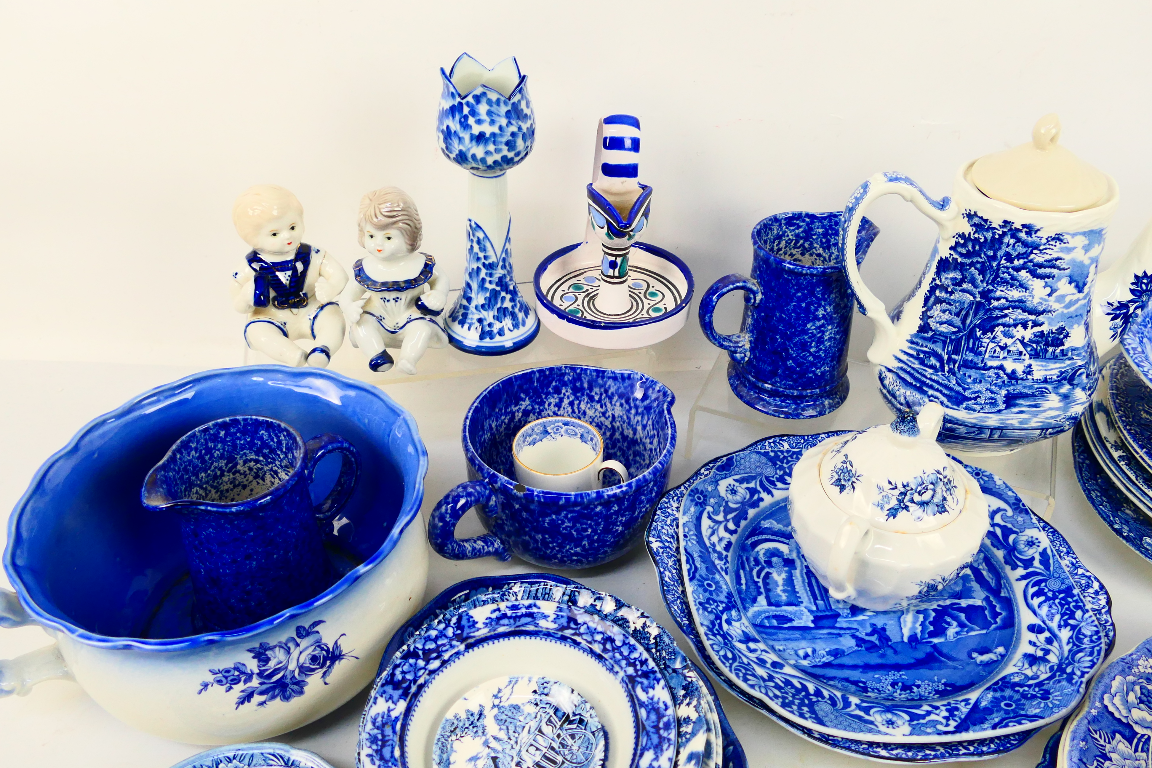 A collection of blue and white table wares, in excess of thirty pieces. - Image 2 of 5