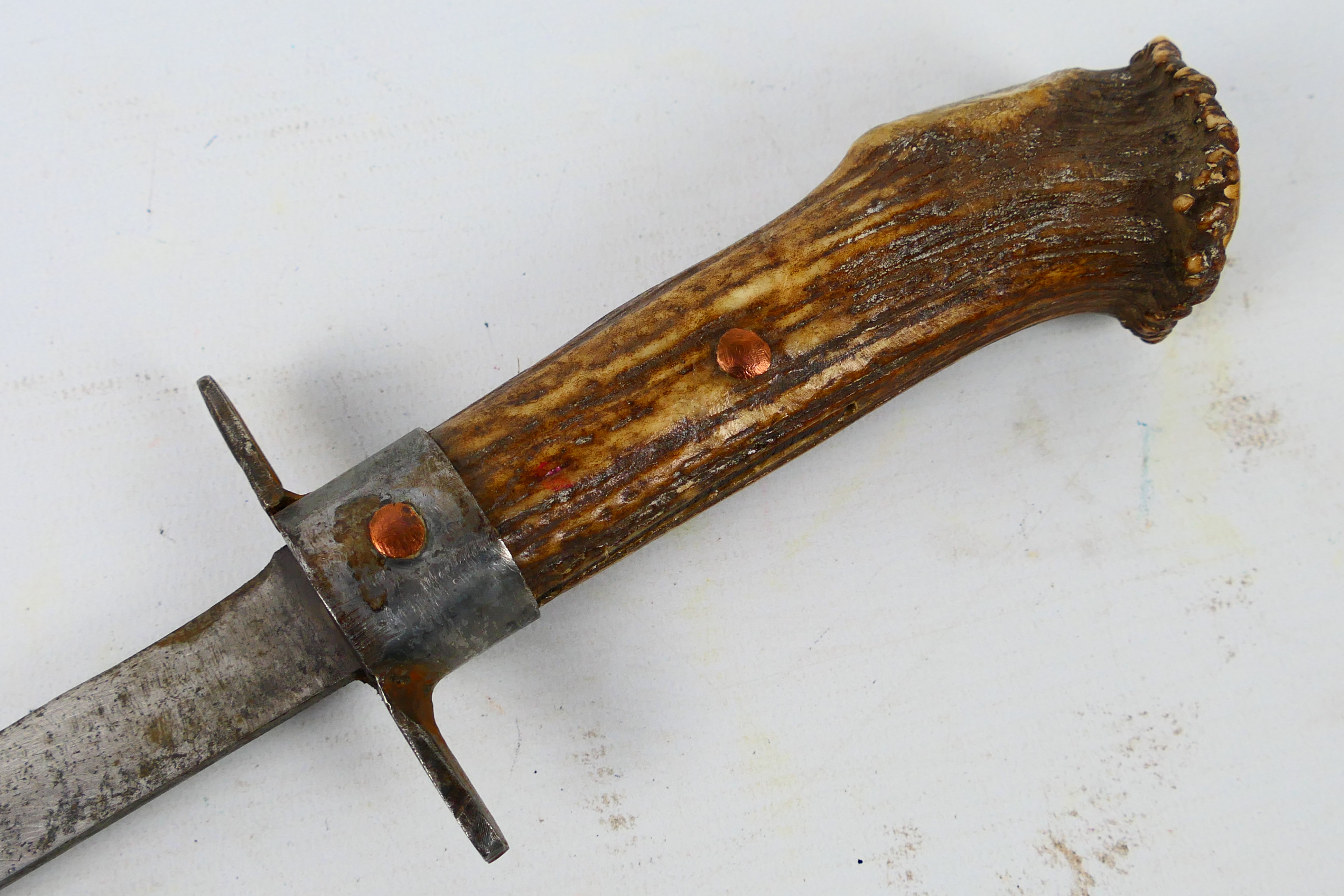An antique staghorn hilt knife with 25 cm (l) single edge blade, 40 cm (l) overall. - Image 2 of 6