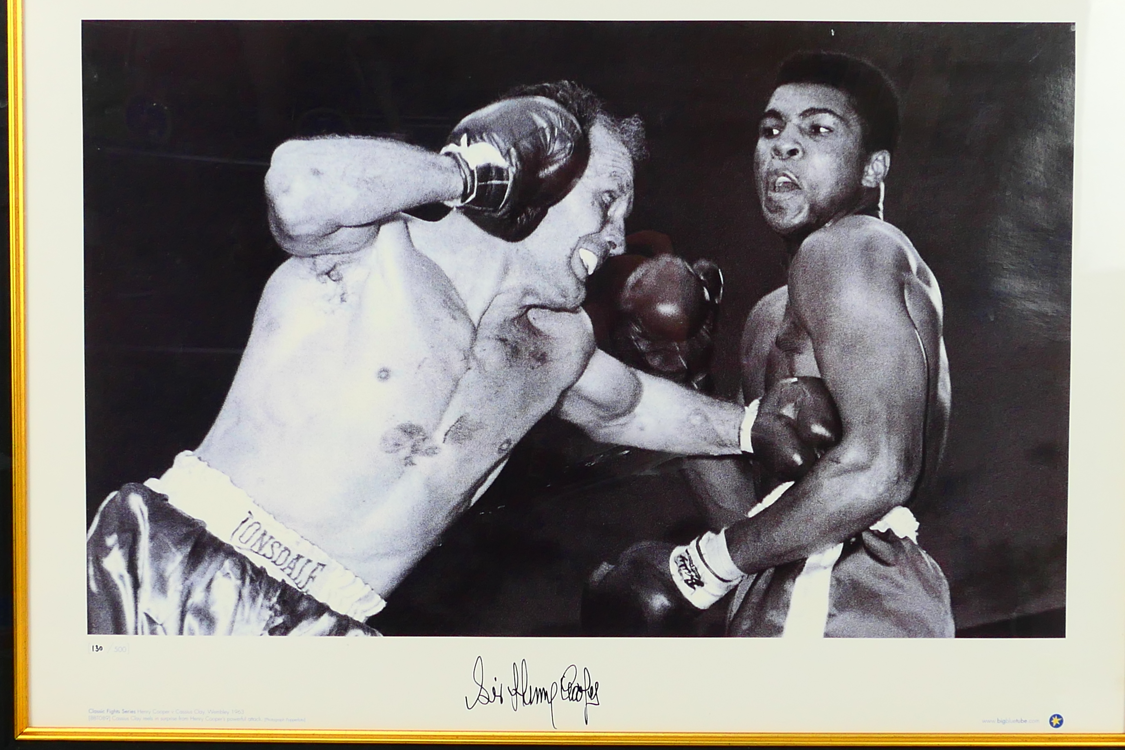 Boxing Interest - A framed black and white photographic print depicting Henry Cooper v Cassius Clay - Image 2 of 8
