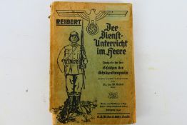 A World War Two (WW2 / WWII) German army training manual, Der Dienstunterricht im heere.