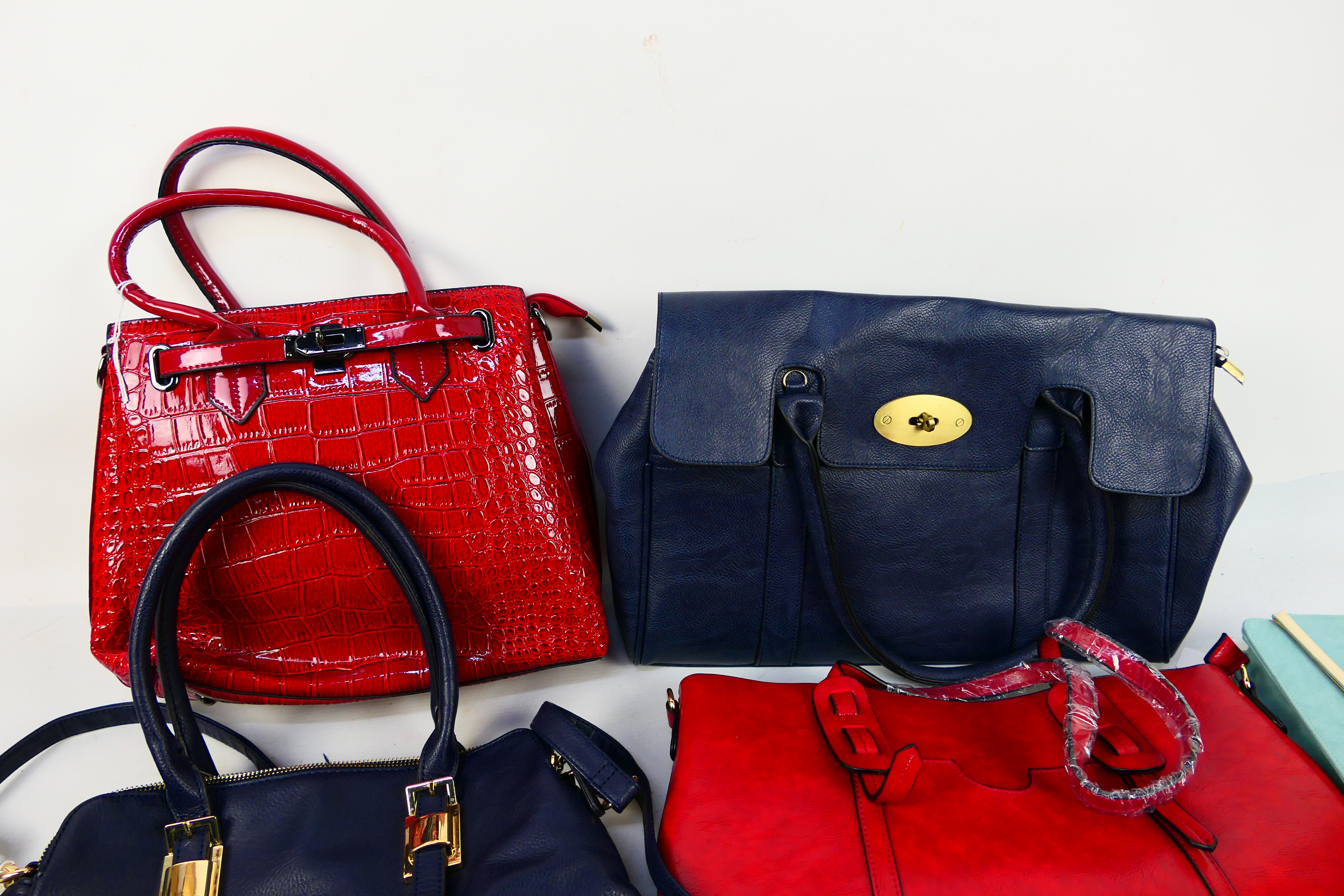 A collection of handbags to include Guang Tong, Principles, Debenhams, Nicole and Doris and other. - Image 2 of 4