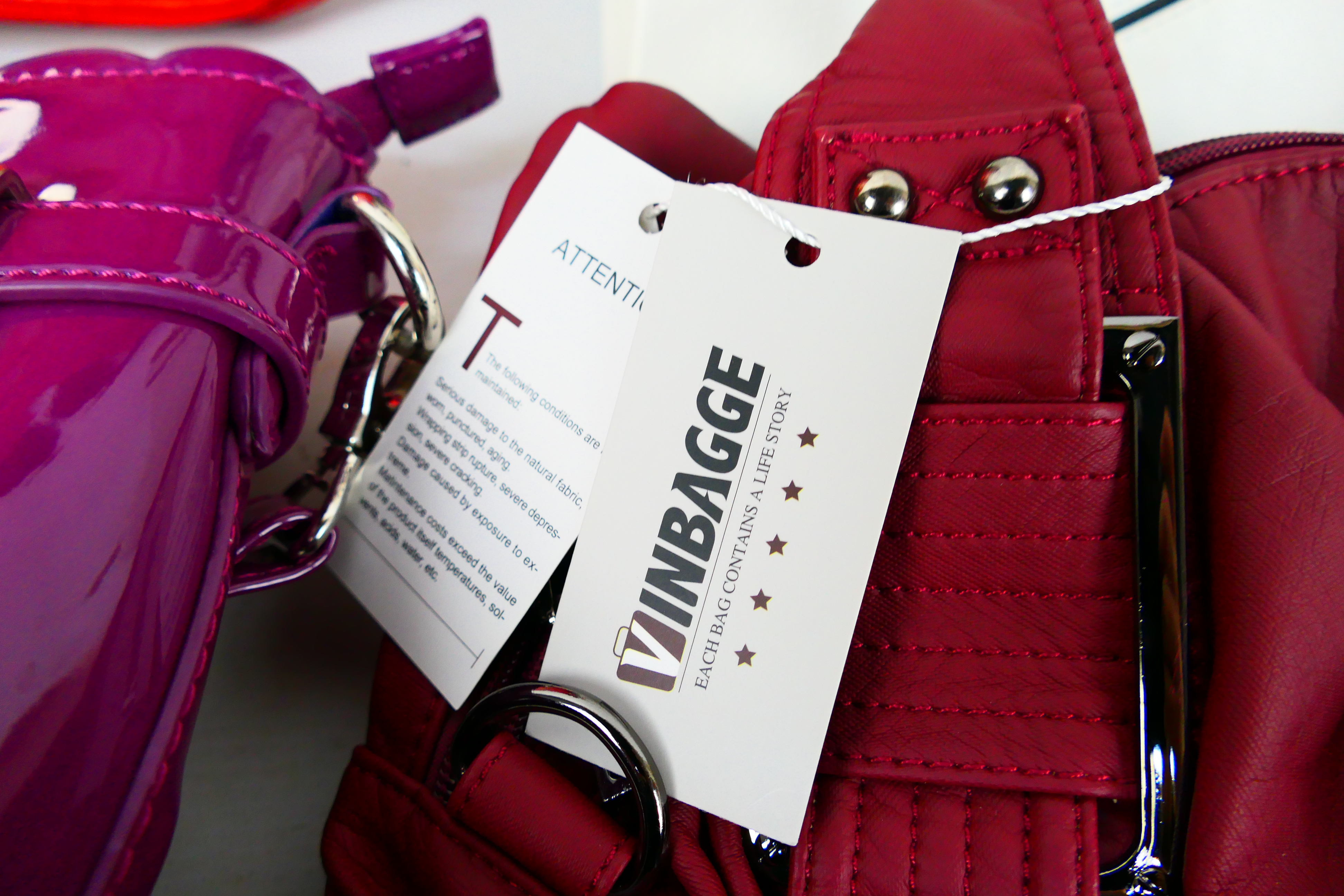 A collection of handbags to include Mulberry, Vinbagge and other. - Image 3 of 10