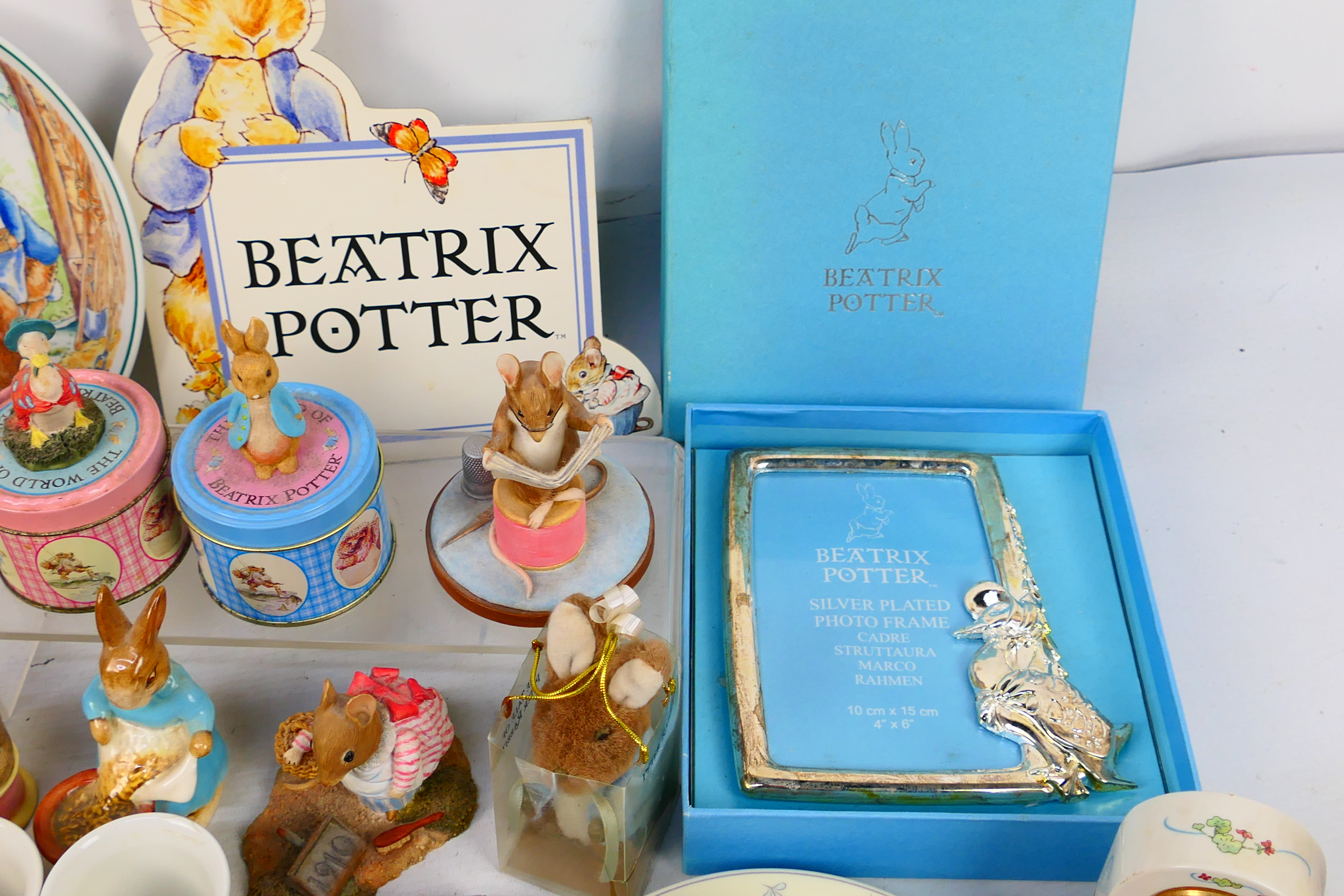 Beatrix Potter related items to include Beswick / Royal Doulton figures, further ceramics, - Image 7 of 7