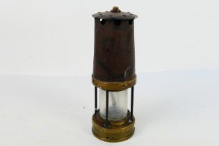 An antique Patterson & Co safety lamp, Type B7, approximately 25 cm (h).